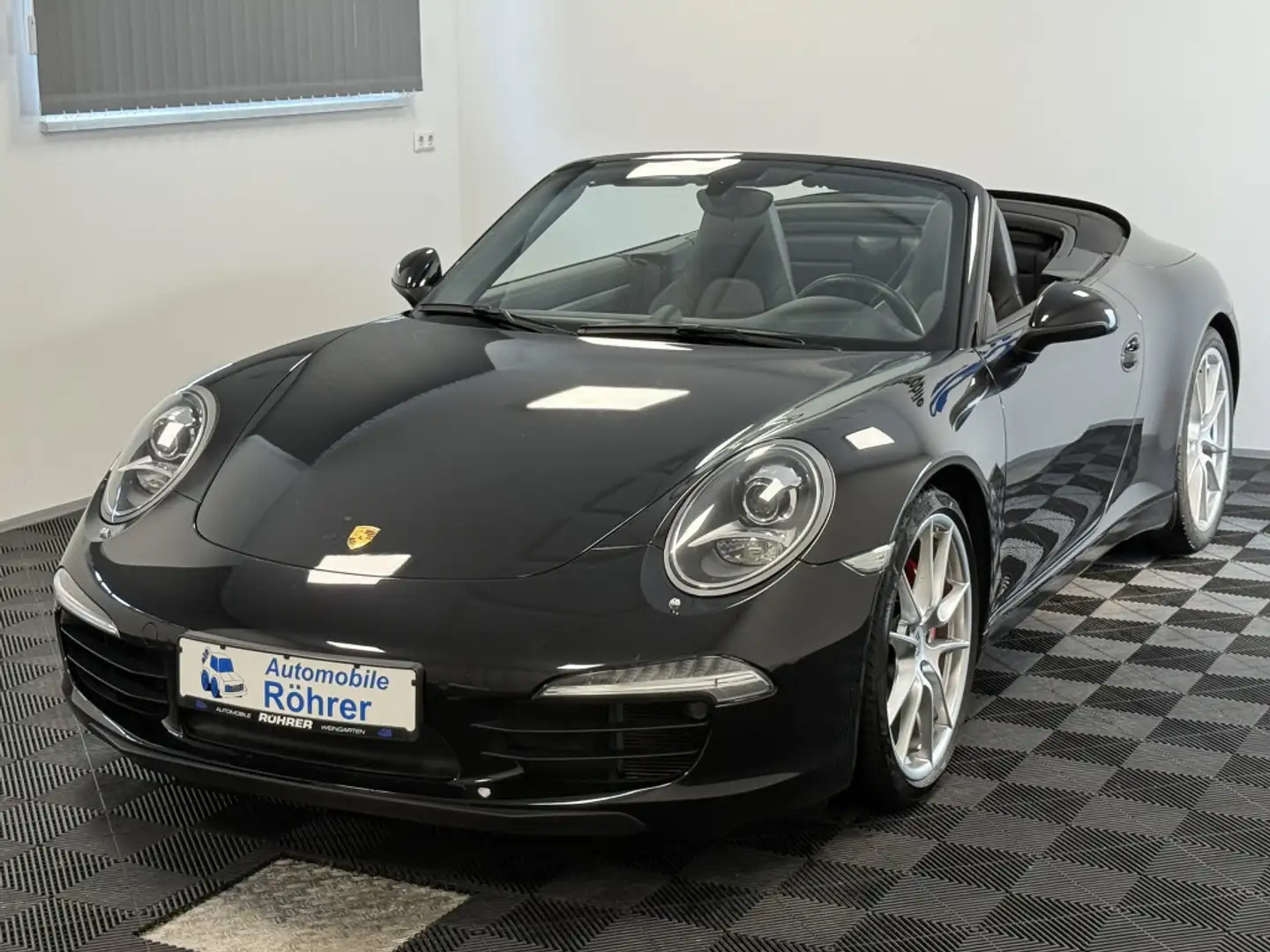 Porsche 991 Carrera S Cabriolet 1.Hand Chrono Sport-AGA Černá - 2
