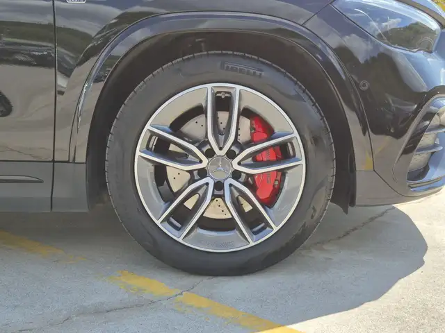 Mercedes-Benz Gla Class view 13
