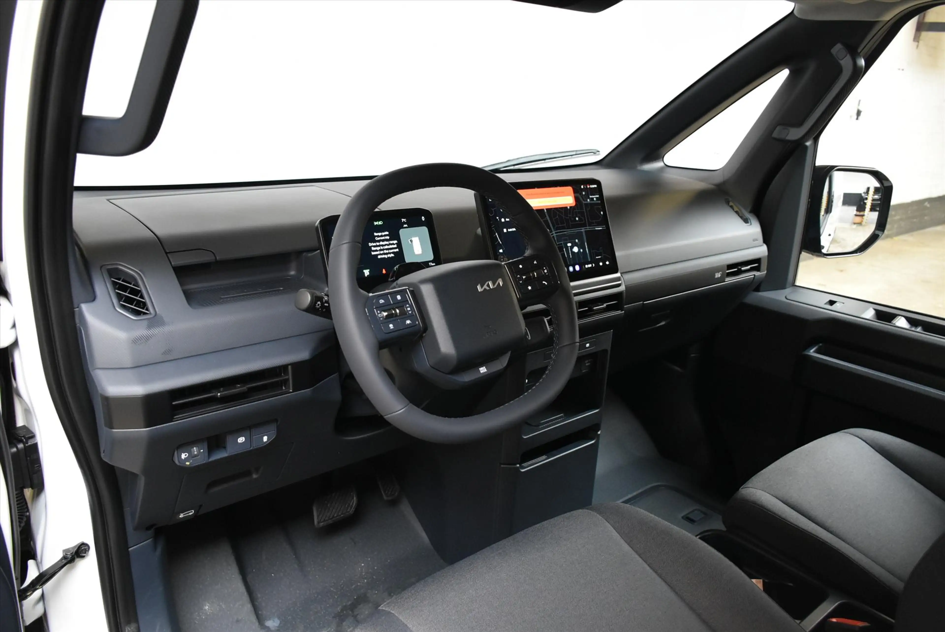Kia PV5 Cargo 71,2 kWh 163pk L2H1 Essential NIEUW - SNEL LEVERBA — photo 9