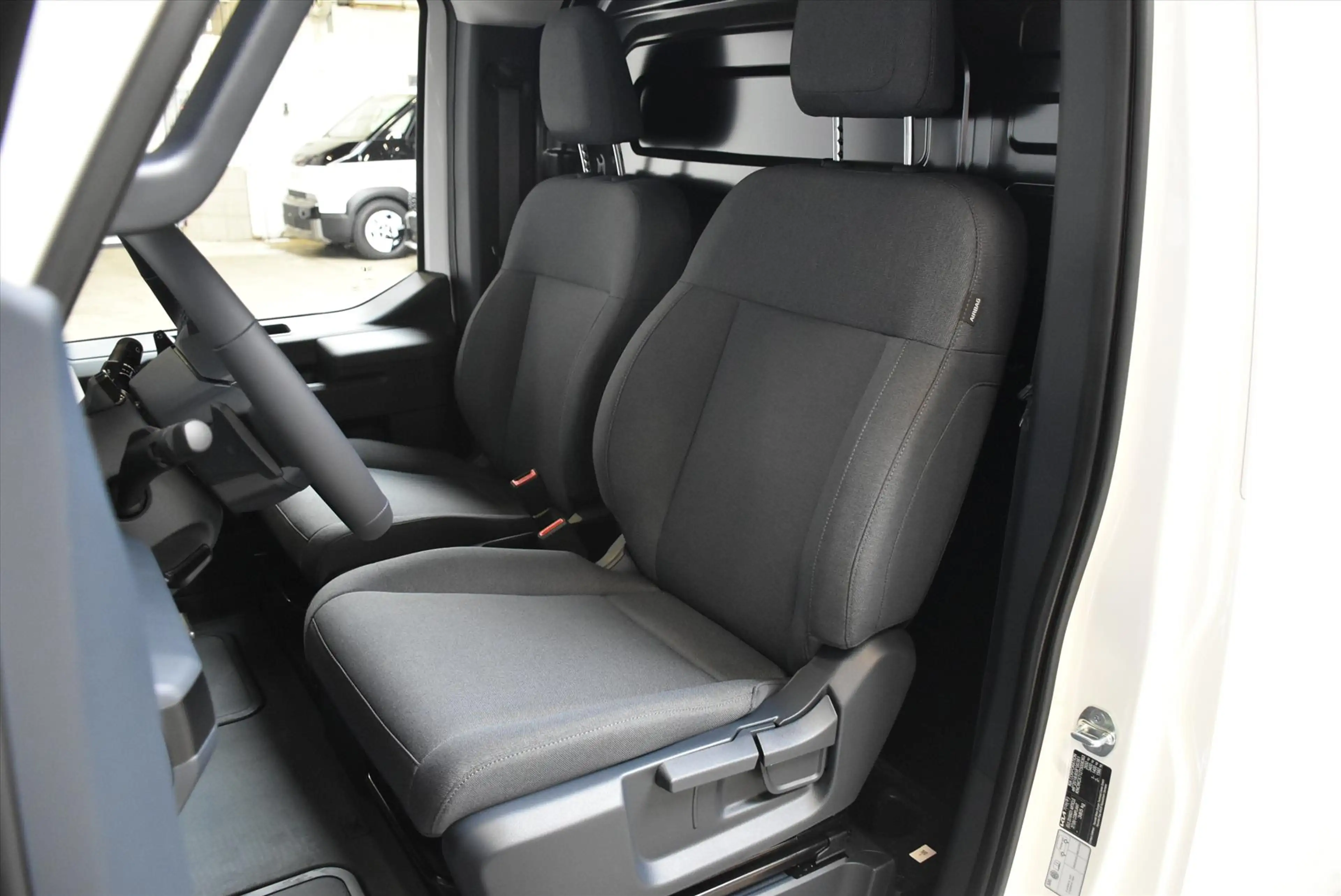 Kia PV5 Cargo 71,2 kWh 163pk L2H1 Essential NIEUW - SNEL LEVERBA — photo 10