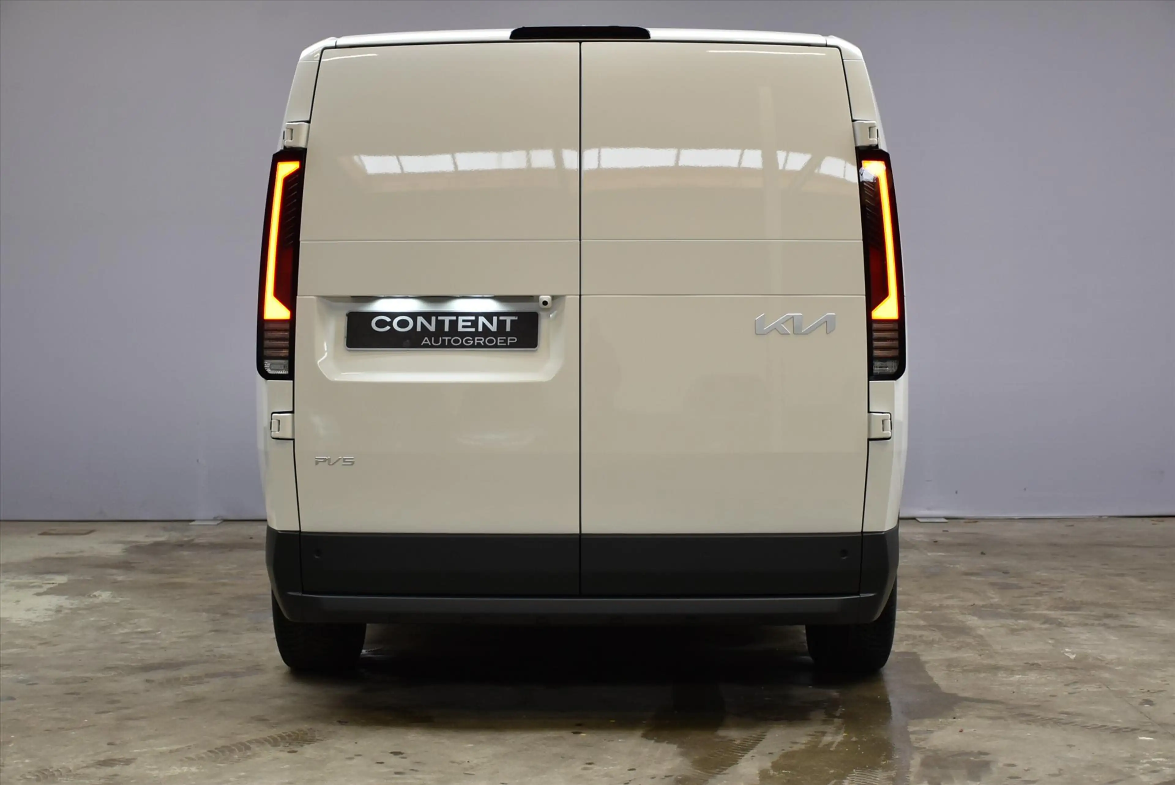 Kia PV5 Cargo 71,2 kWh 163pk L2H1 Essential NIEUW - SNEL LEVERBA — photo 6