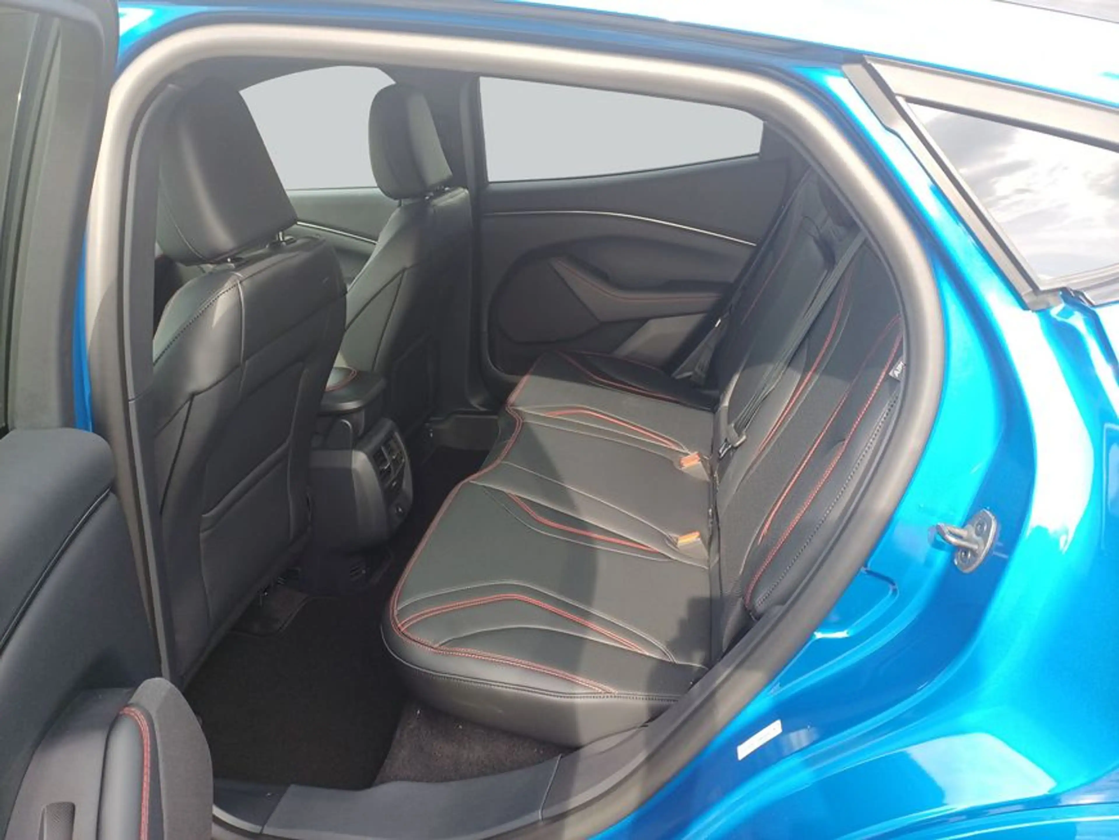 Ford Mustang Mach-E PREMIUM 203 kW, 5-türig (Strom) — photo 13