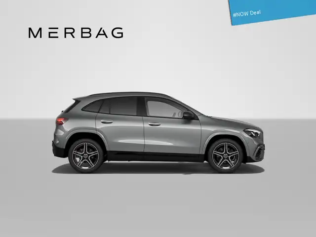 Mercedes-Benz Gla view 2