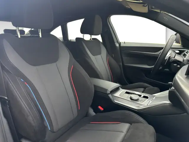 BMW 4 Series view 6
