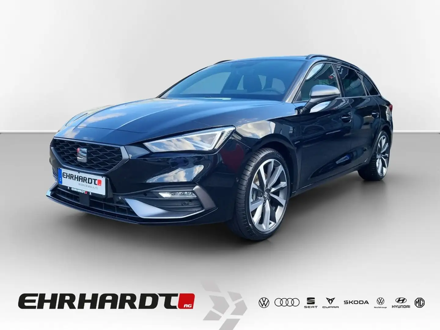 SEAT Leon Sportstourer 2.0 TDI DSG FR PANO*MATRIX*VIRTUAL... Negro - 1