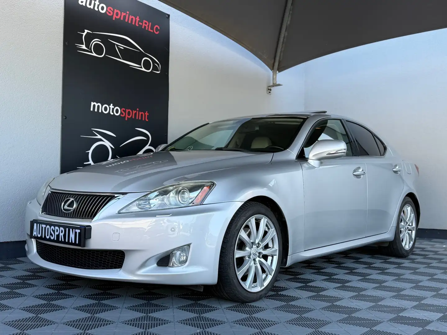 Lexus IS 250 IS 250 Pack Executive Auto Silber - 1