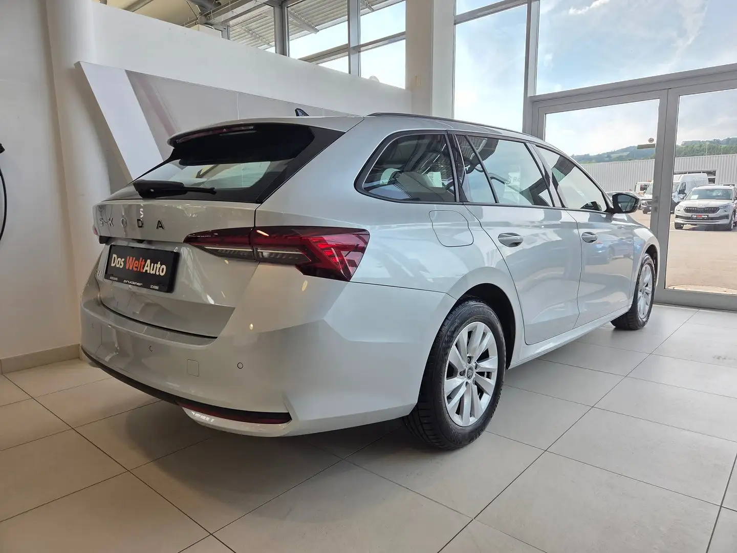 Skoda Octavia Selection TDI DSG Silber - 2