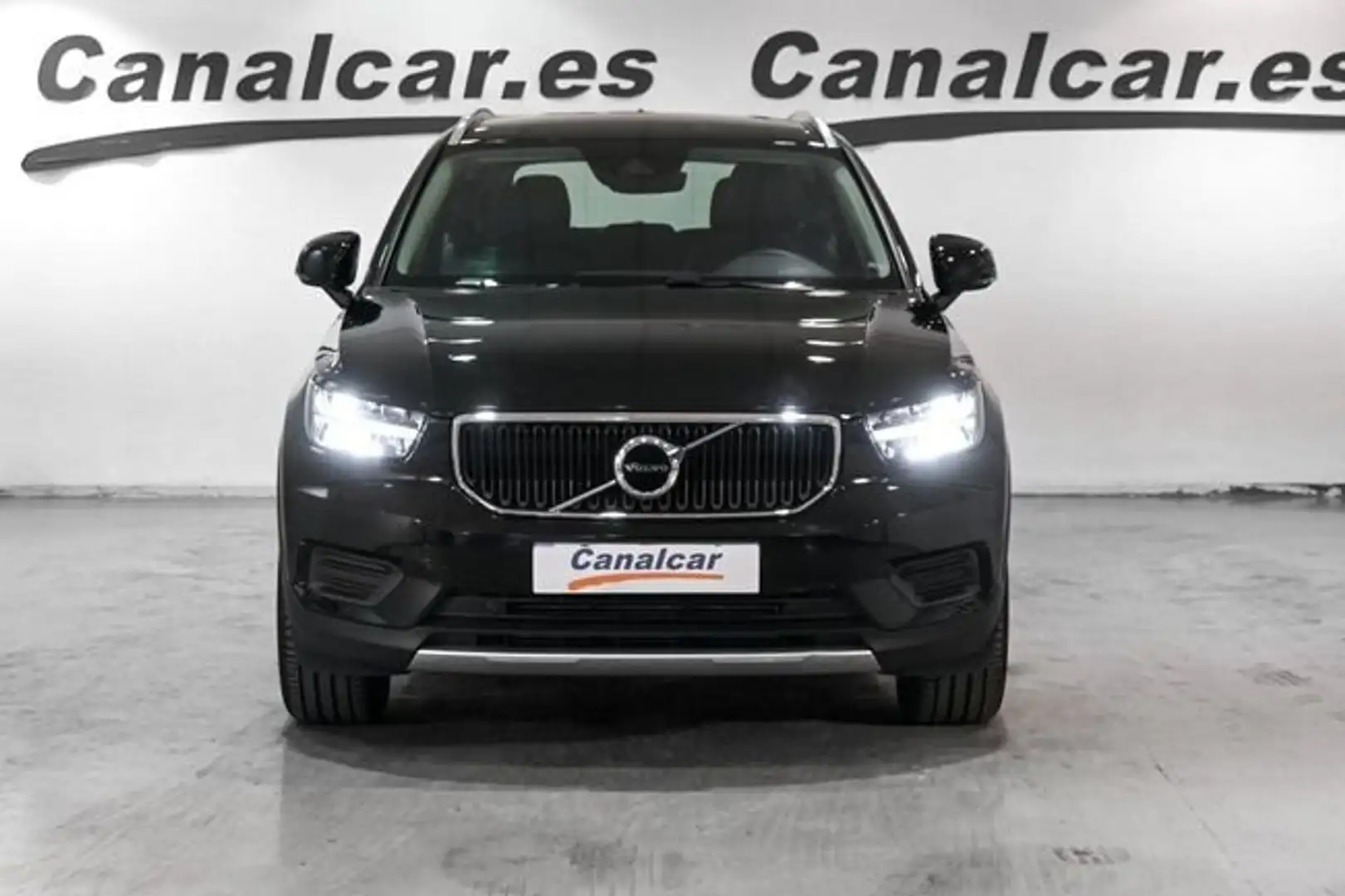 Volvo XC40 Business Plus D3 Aut. Negro - 2