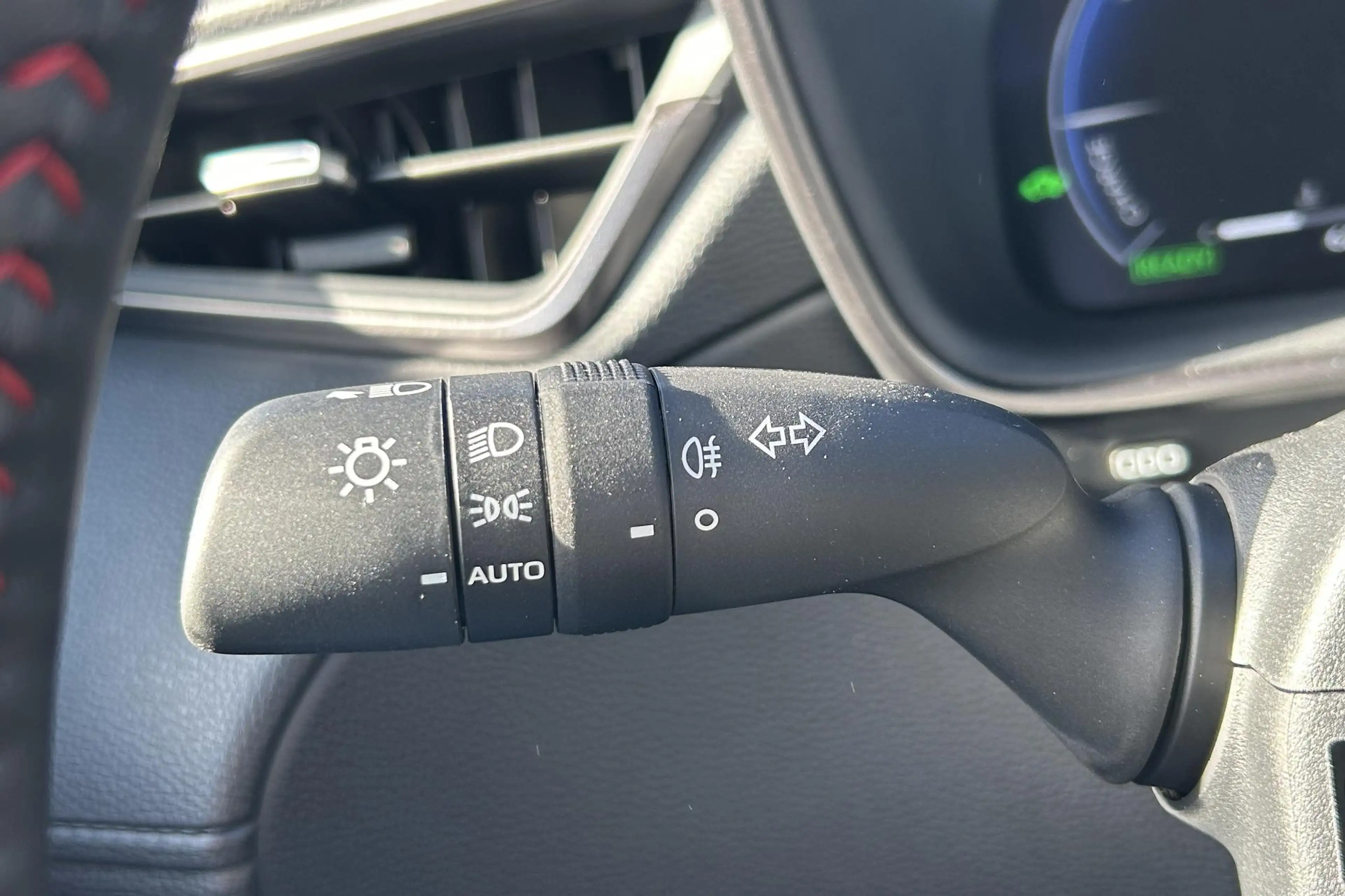 Toyota Corolla Cross Hybrid 180 GR Sport, Plus Pack, Uit voorraad lever — photo 14