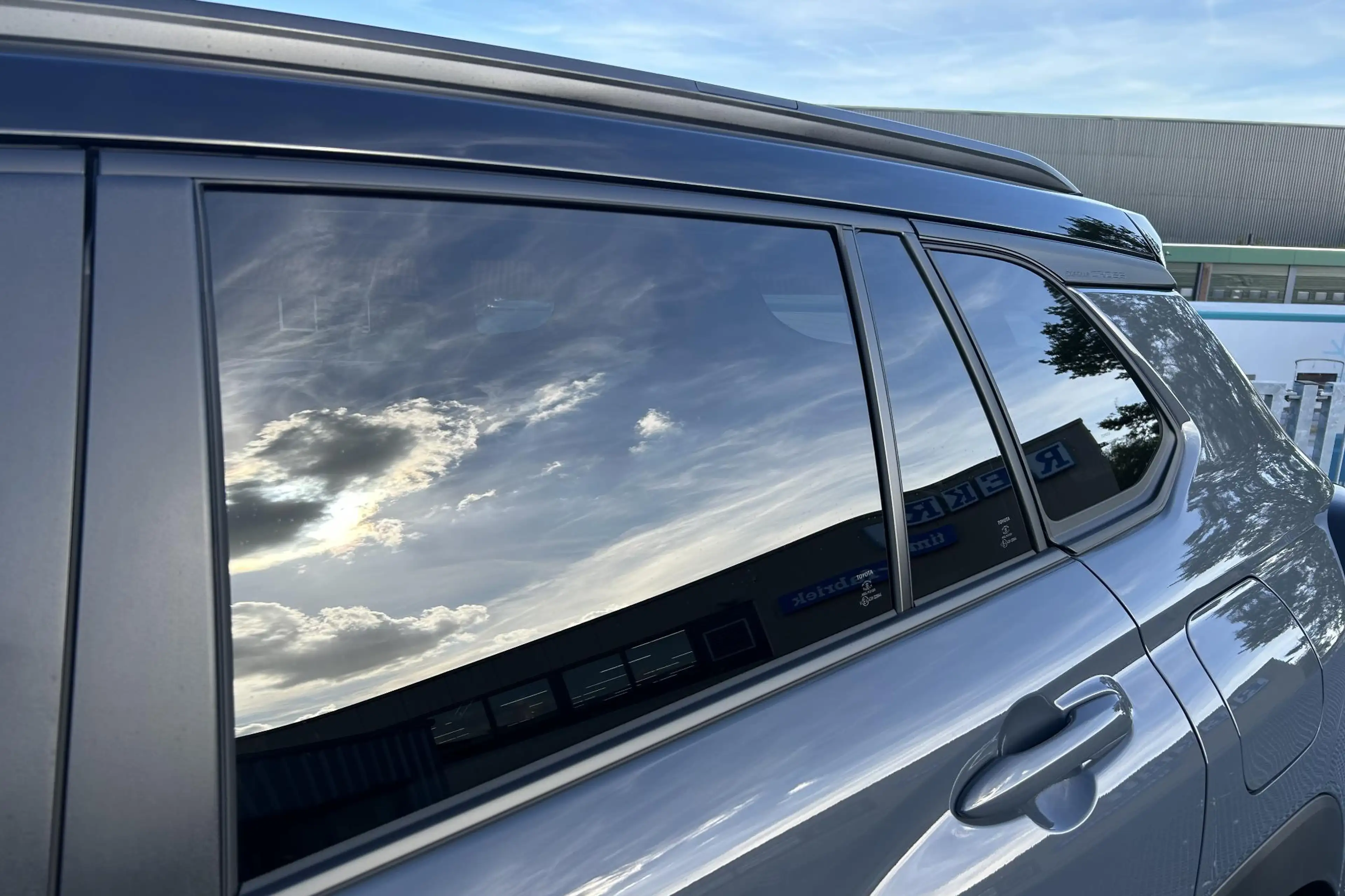 Toyota Corolla Cross Hybrid 180 GR Sport, Plus Pack, Uit voorraad lever — photo 6