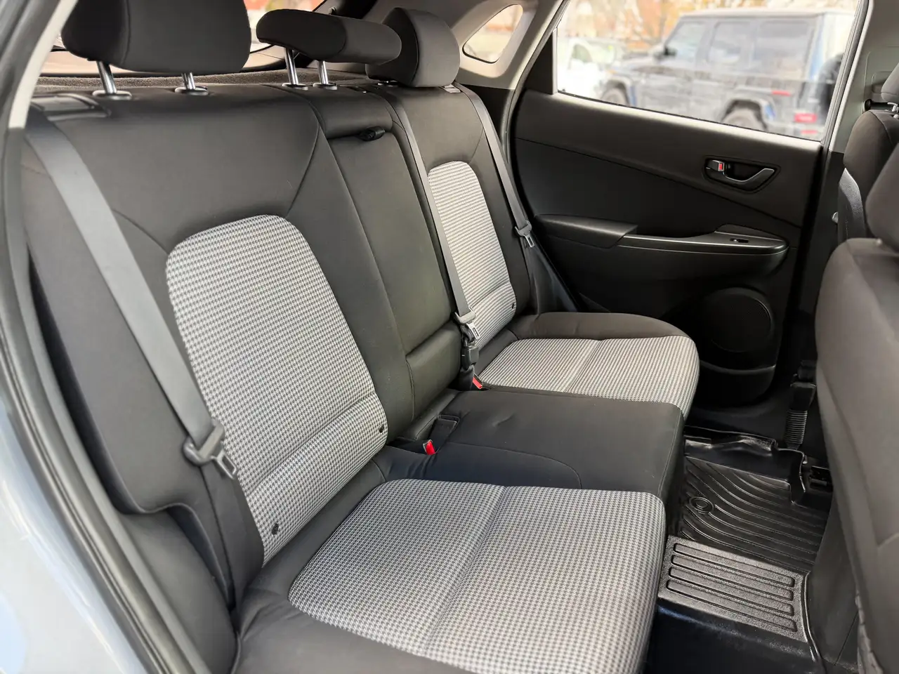 Hyundai KONA снимка Hyundai KONA