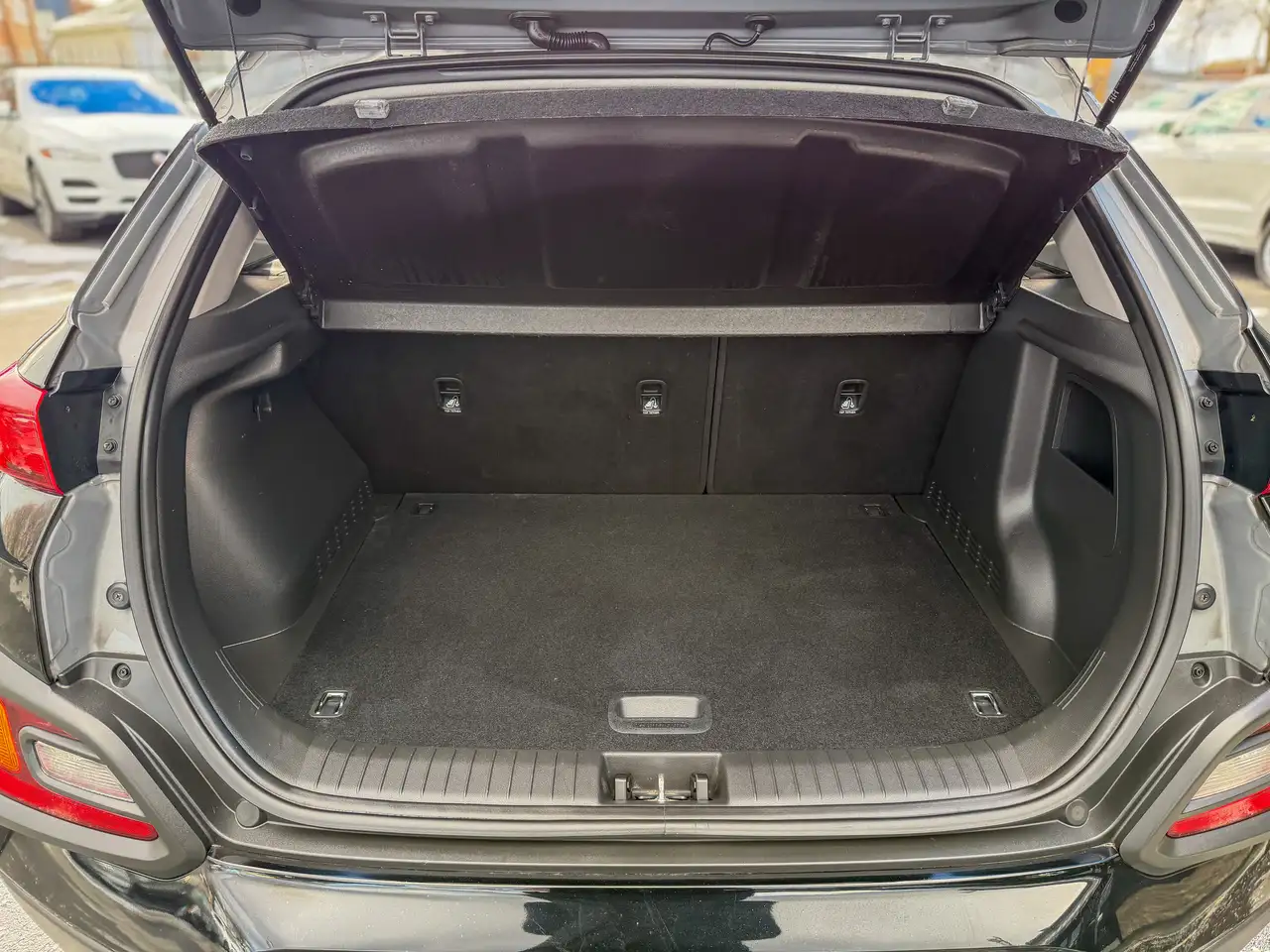Hyundai KONA снимка Hyundai KONA