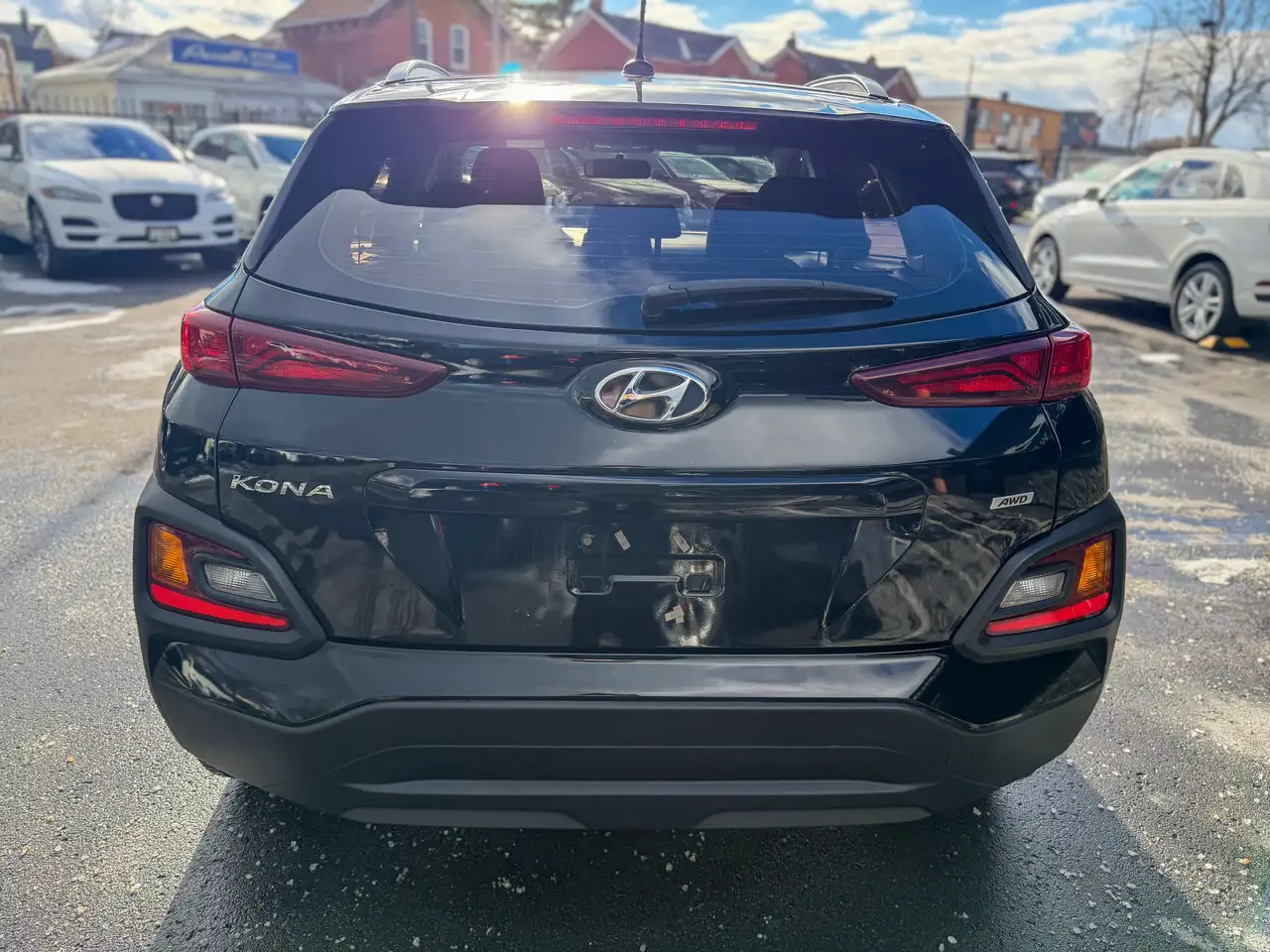 Hyundai KONA снимка Hyundai KONA