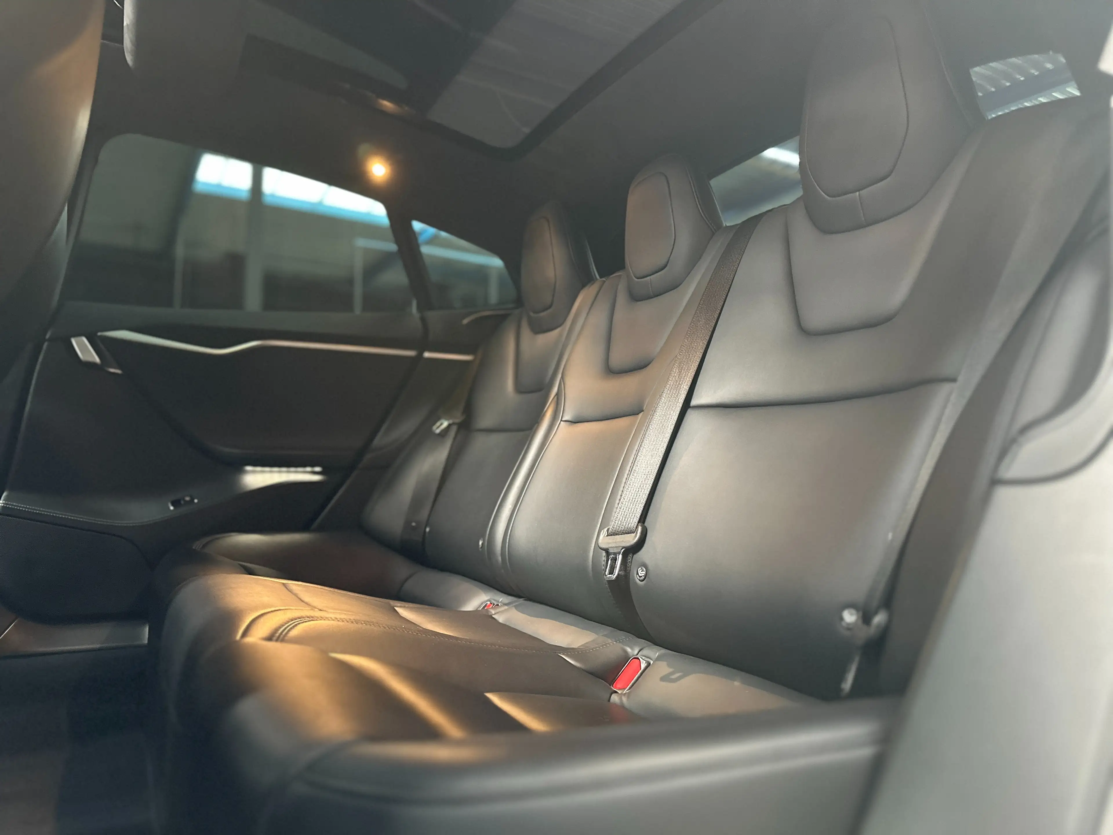 Tesla Model S P100D - CHROME DELETE - MCU2 - ENHANCED AP — photo 15