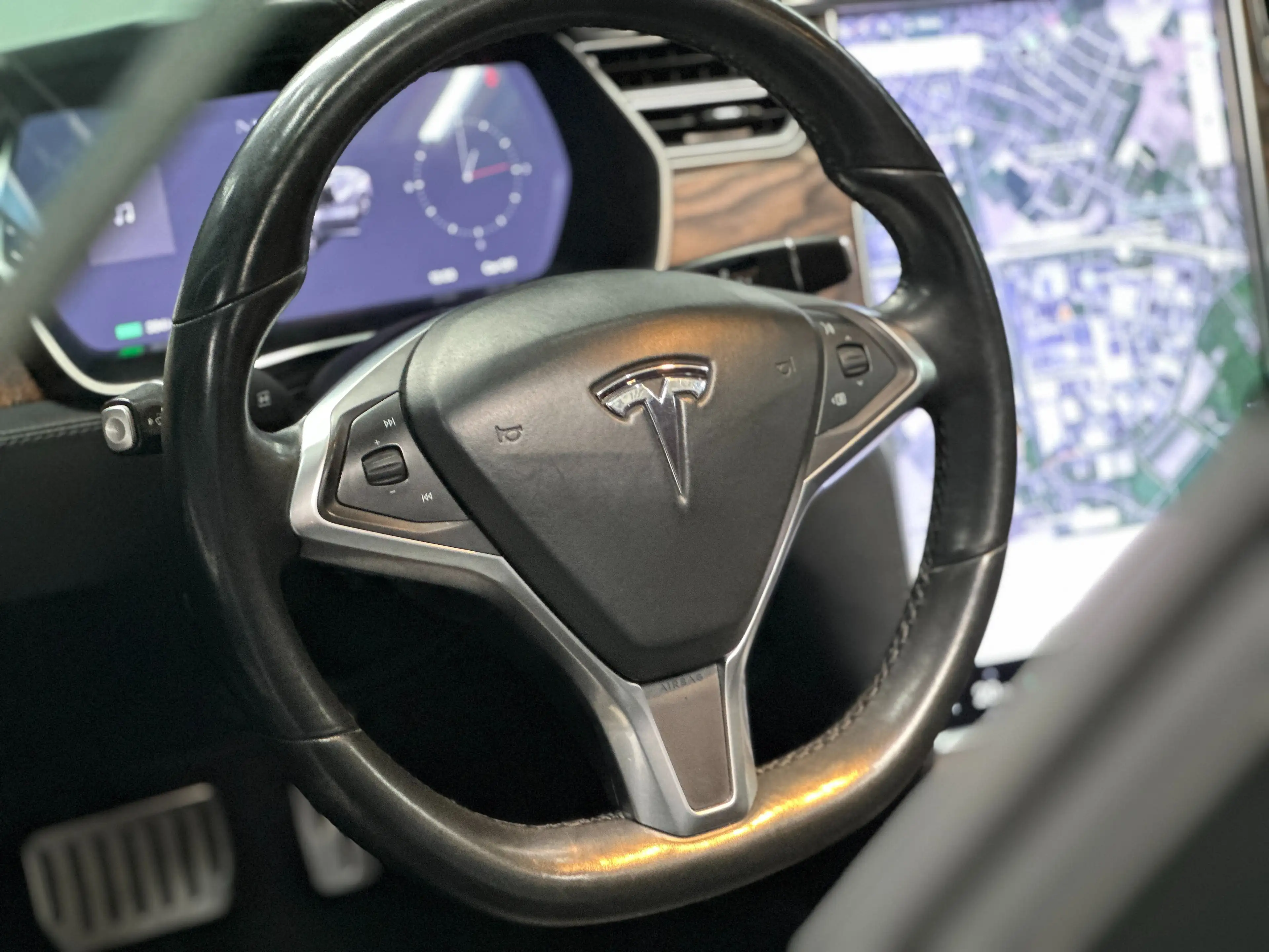 Tesla Model S P100D - CHROME DELETE - MCU2 - ENHANCED AP — photo 11