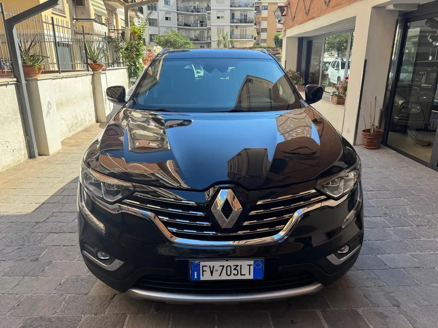 Renault Koleos RENAULT Koleos dCi 175CV X-Tronic Energy Executive Schwarz - 2