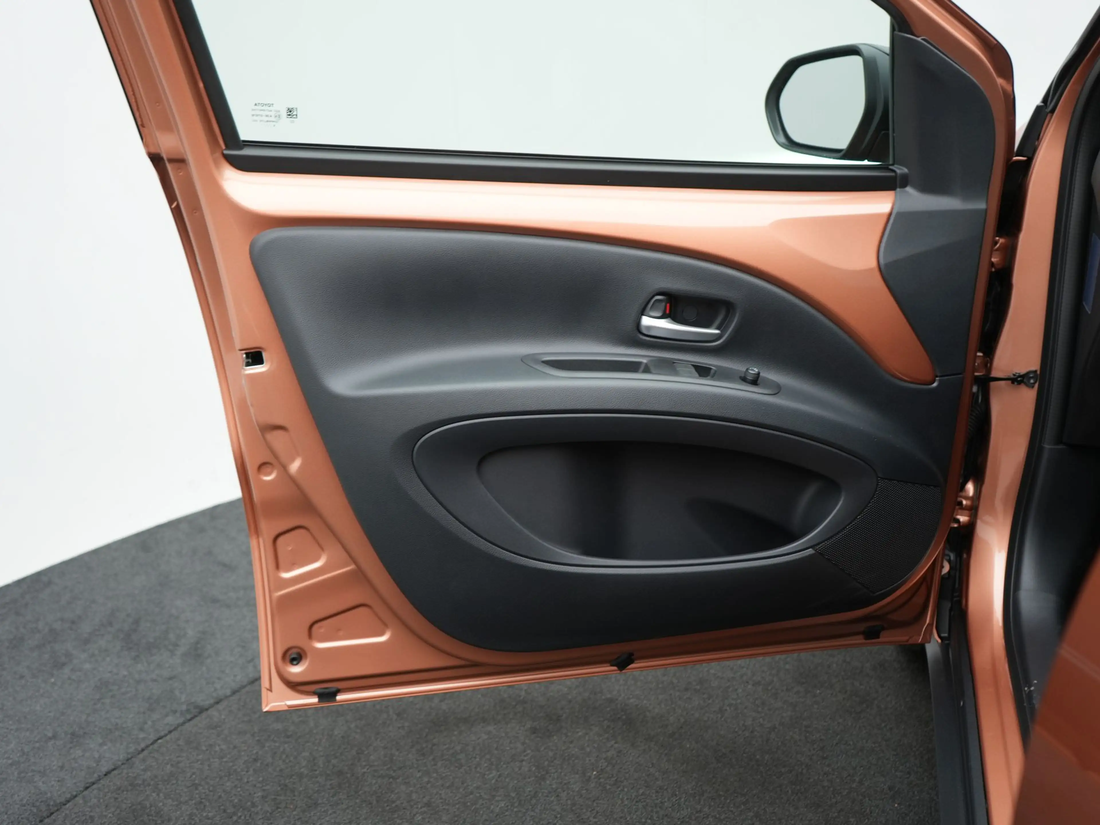 Toyota Aygo X Hybrid 115 pulse ||EASY PACK|| Nu met € 1500 korti — photo 7