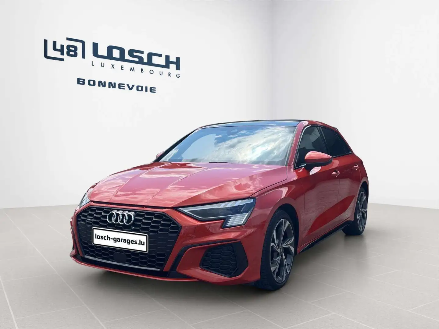 Audi A3 Audi Exclusif Color Sportback Оранжевий - 1