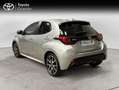 Toyota Yaris 120H 1.5 Style Gris - thumbnail 2