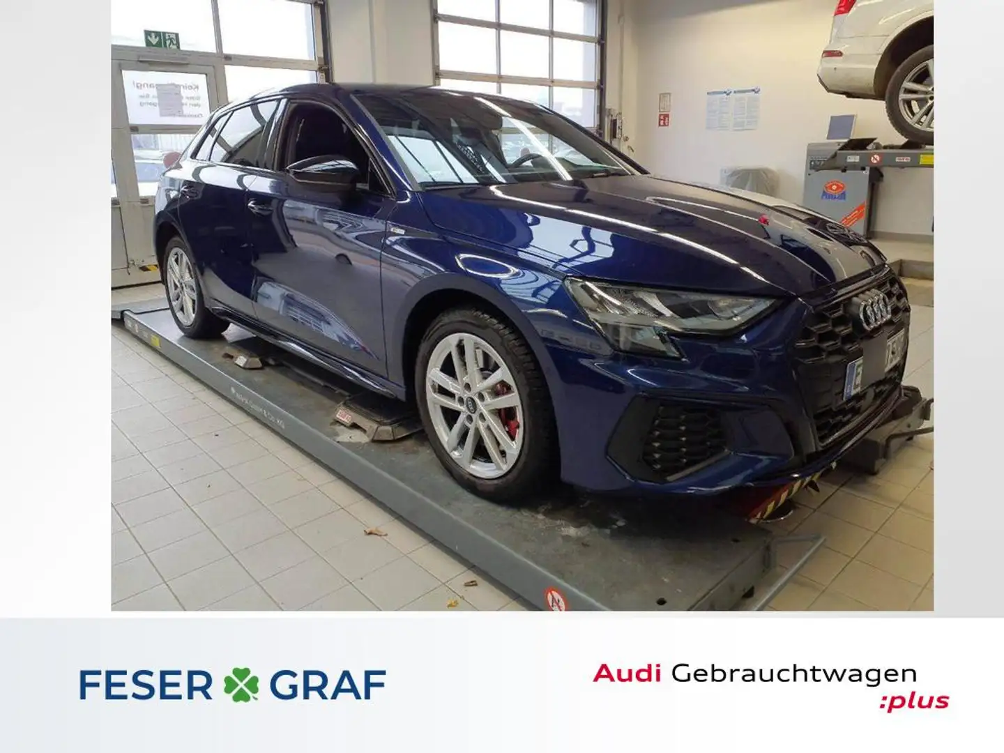 Audi A3 S line 45 TFSI e AHK SHZ PDC APP Blau - 1