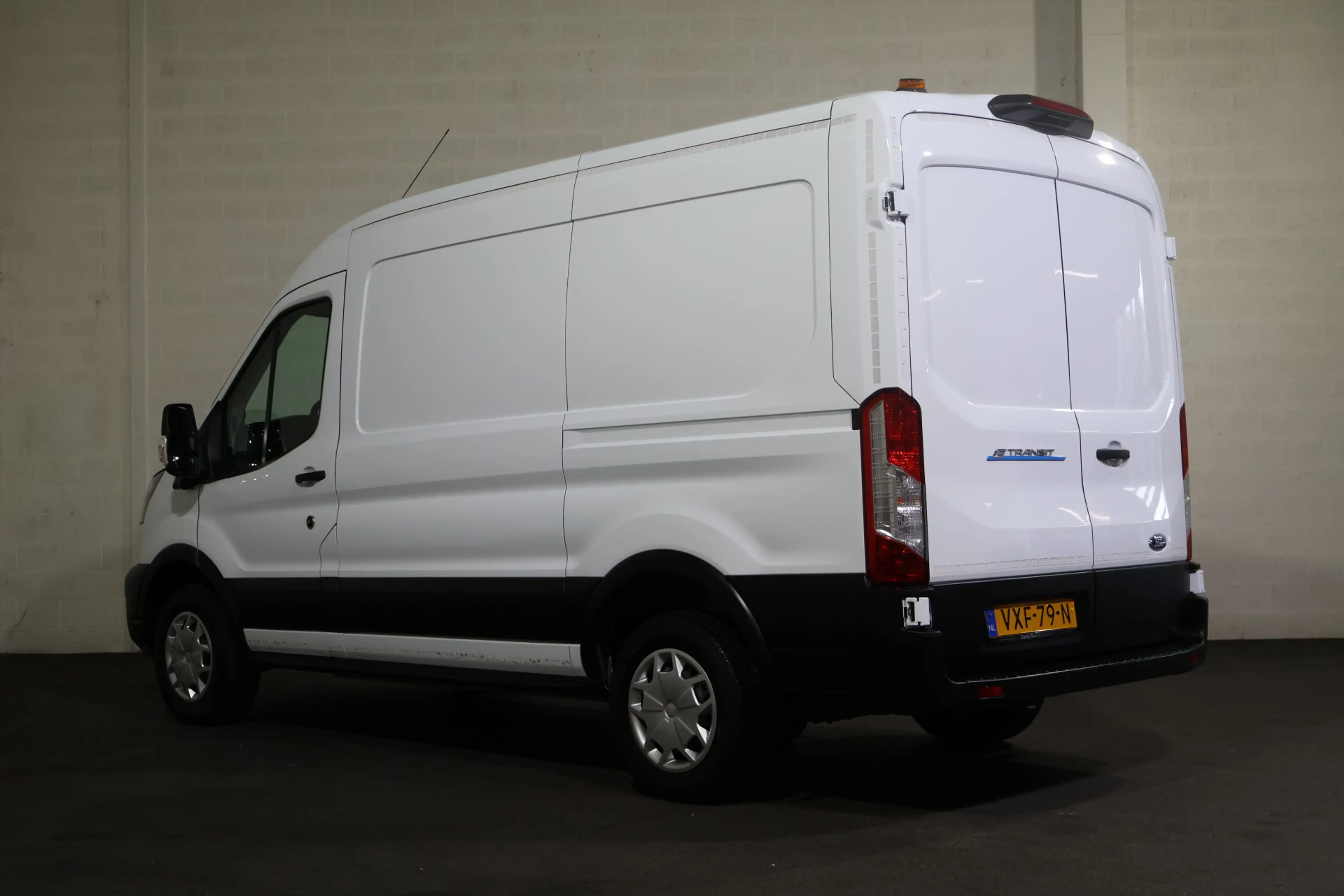 Ford E-Transit 350 L2 H2 Trend 68 kWh Bott Vario Inrichting — photo 7