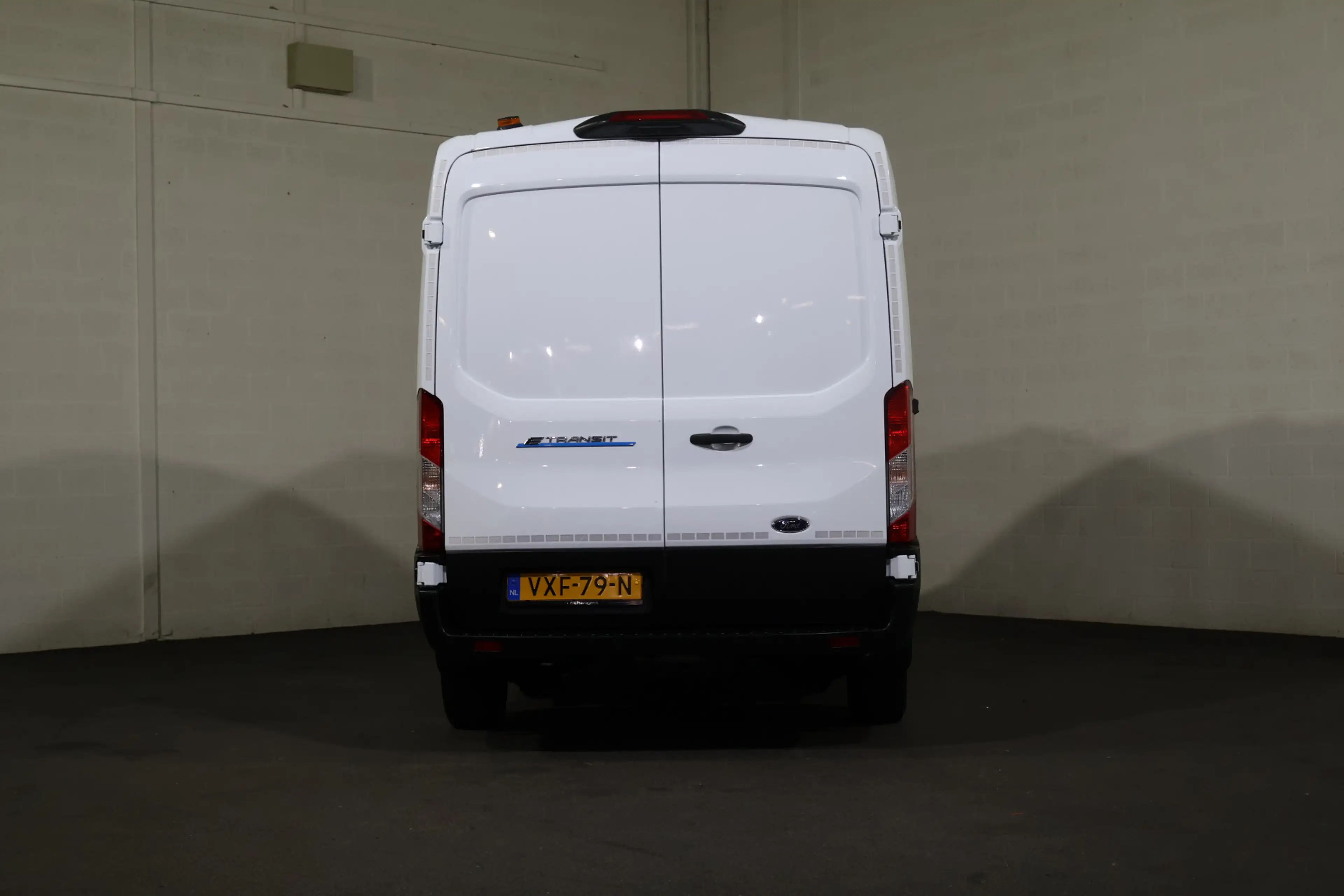 Ford E-Transit 350 L2 H2 Trend 68 kWh Bott Vario Inrichting — photo 8