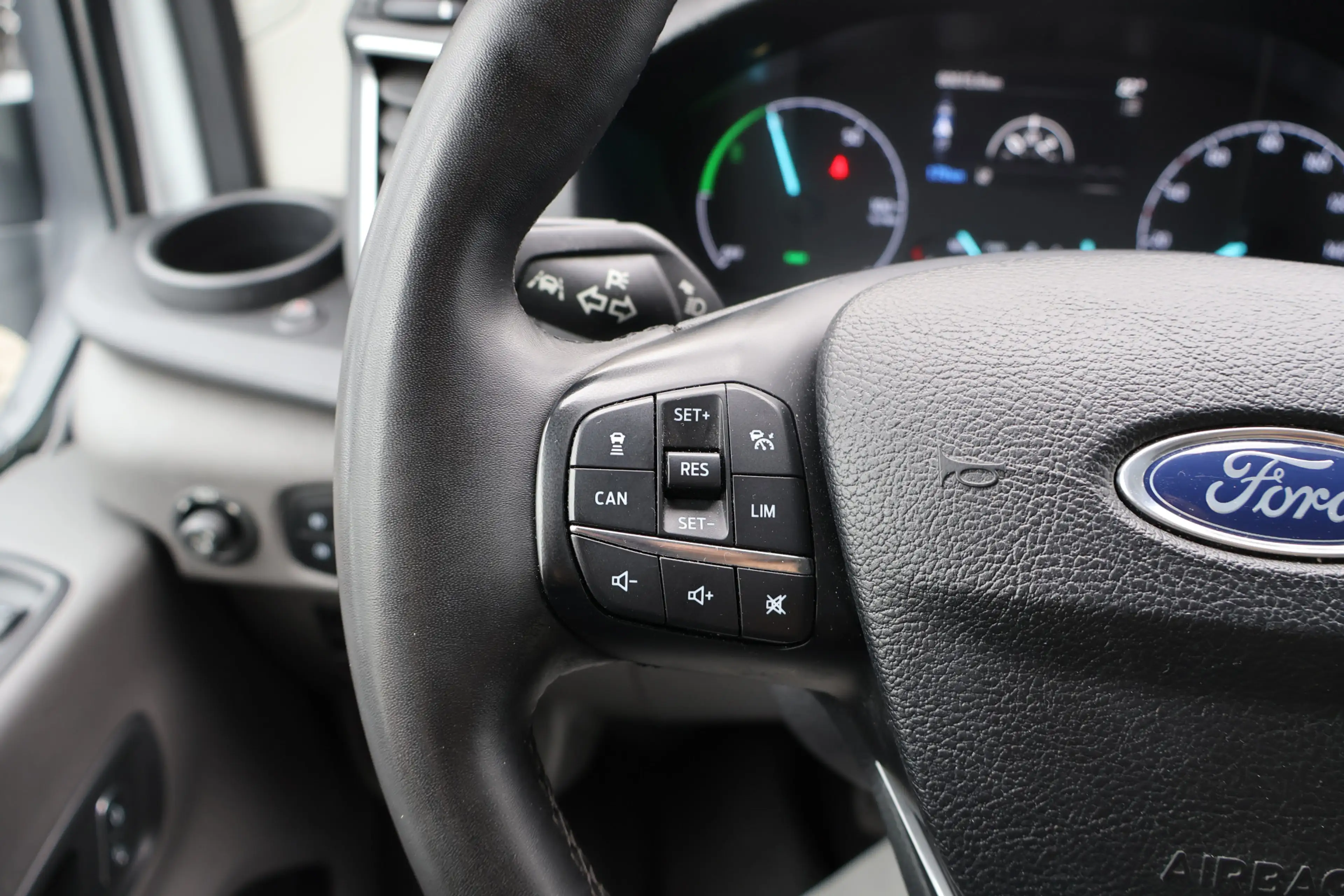 Ford E-Transit 350 L2 H2 Trend 68 kWh Bott Vario Inrichting — photo 22