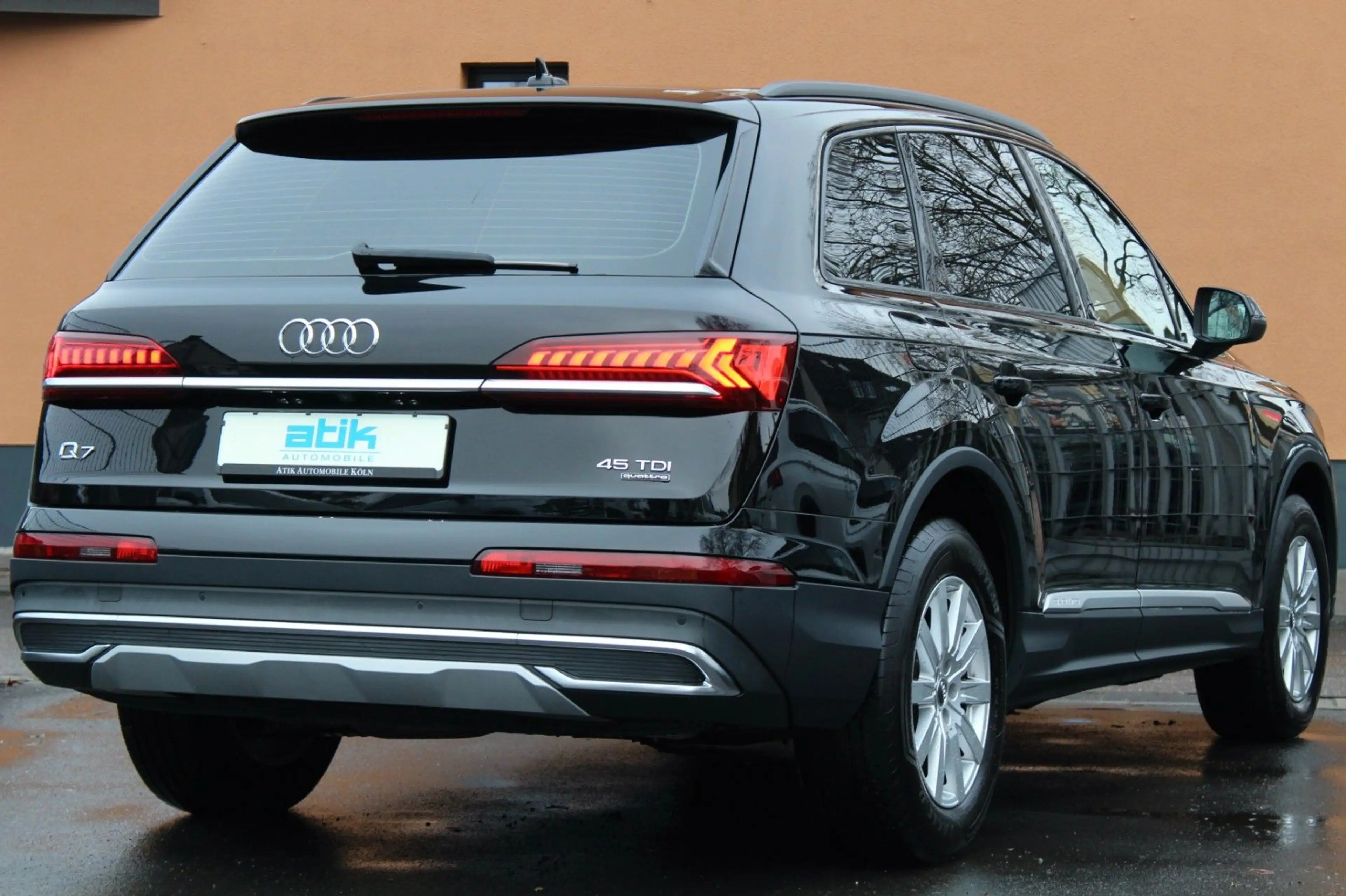 Audi Q7 1.Hand! °FACELIFT° LEDER KAMERA VIRTUAL SOUND — photo 4