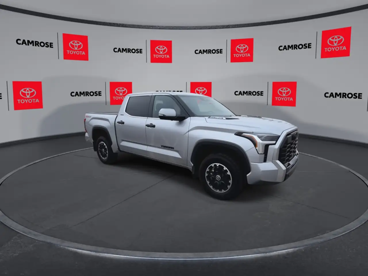 Toyota Tundra снимка Toyota Tundra