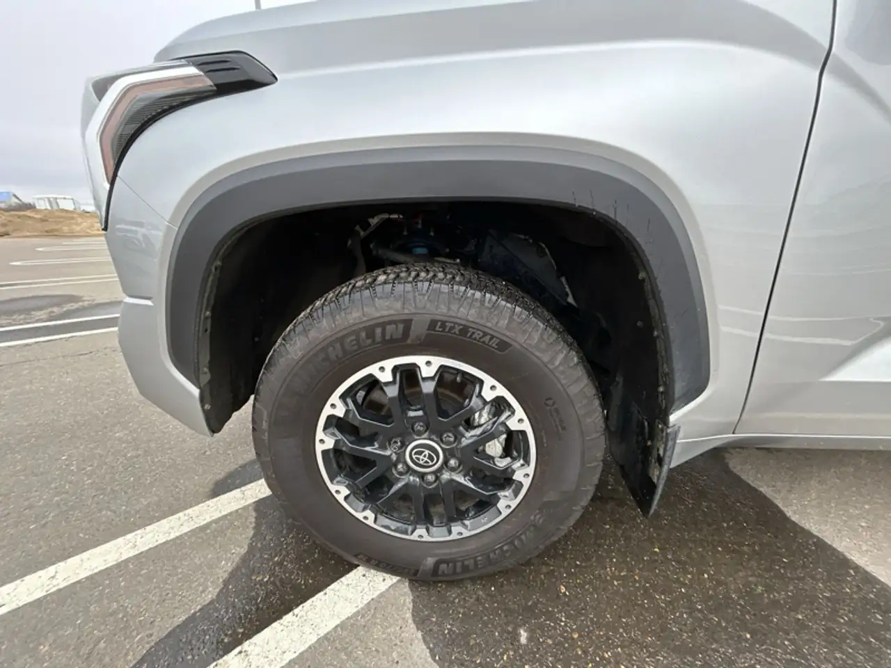 Toyota Tundra снимка Toyota Tundra