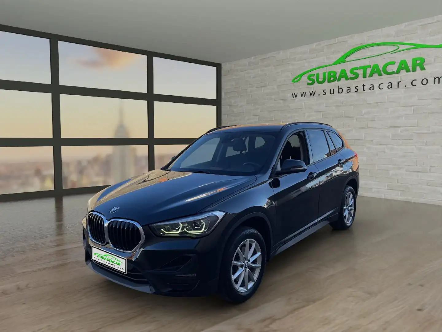 BMW X1 sDrive 18dA Corporate Noir - 1