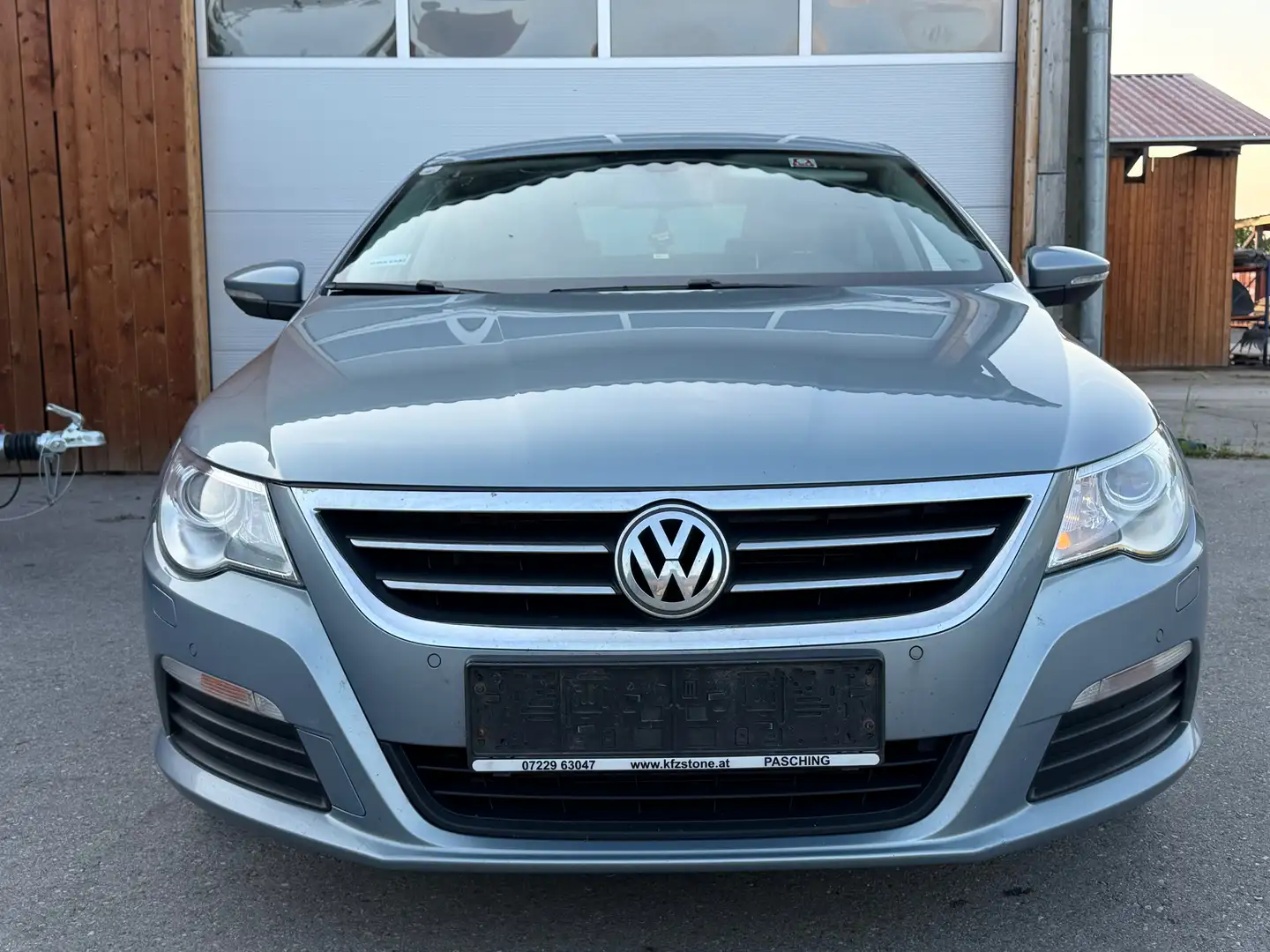 Volkswagen Passat CC Basis Grau - 2