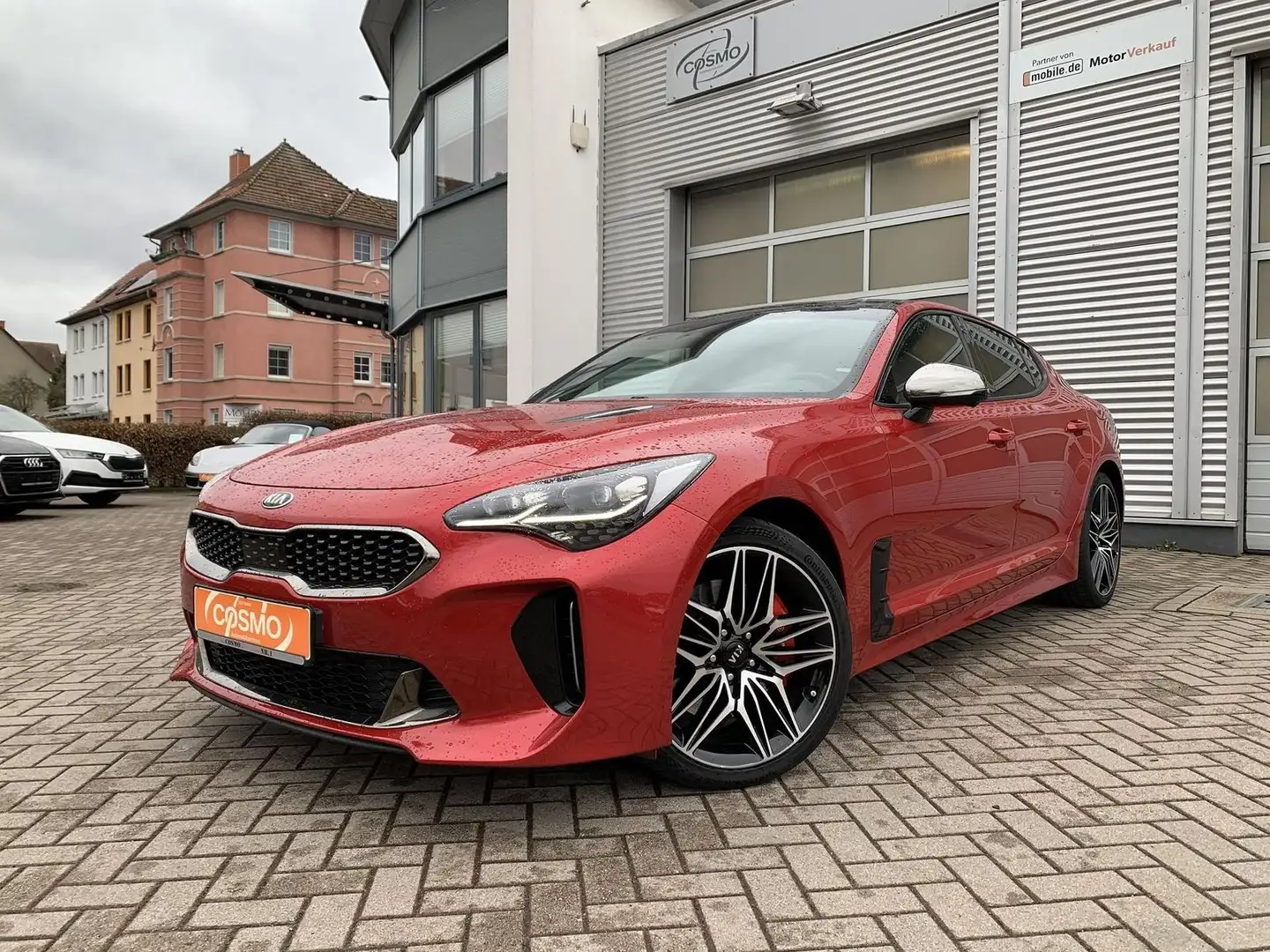 Kia Stinger 3.3 GT 4WD Pano+Sitzklima+HUD+Harman+360 Rojo - 1