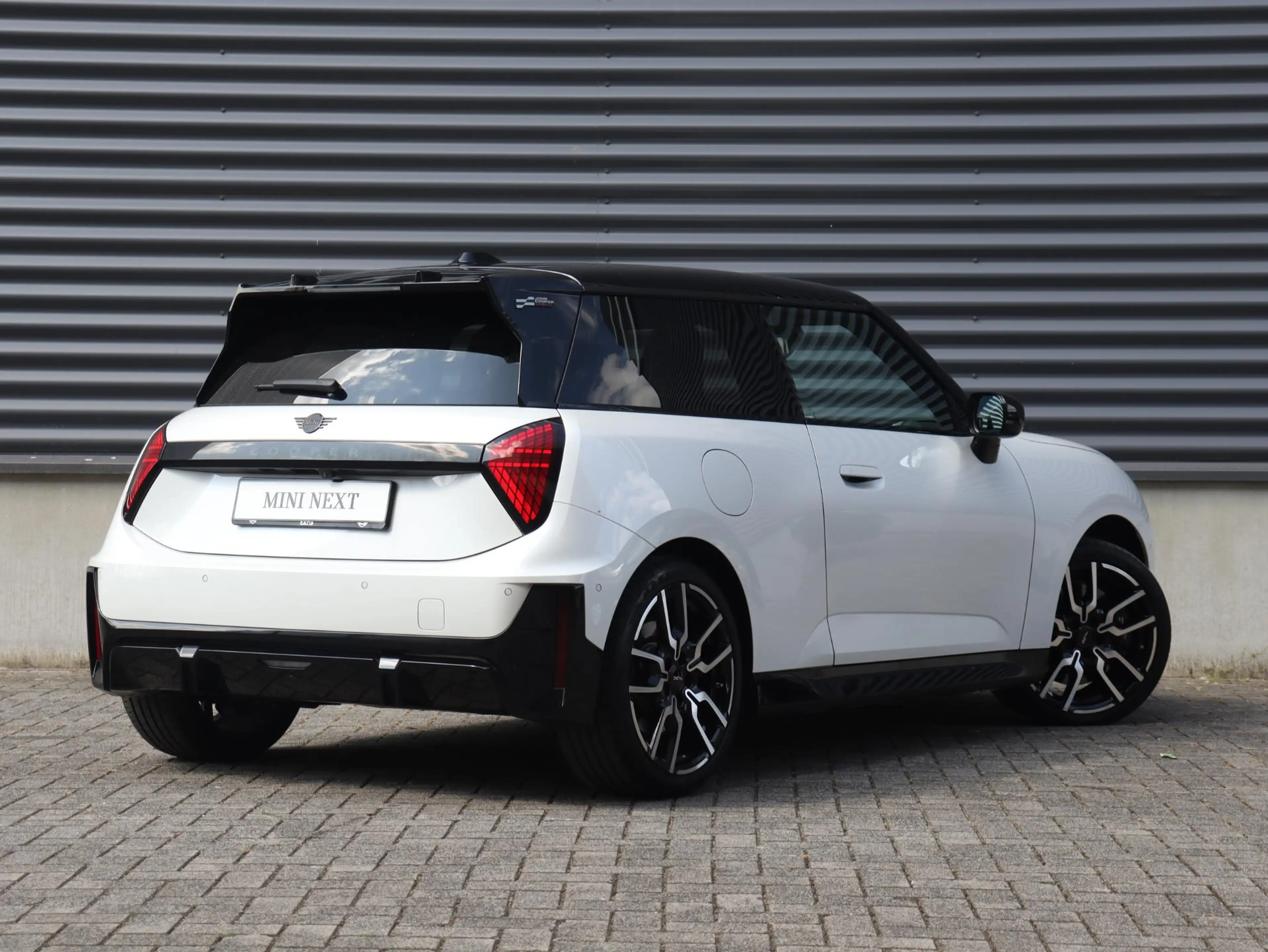 MINI Cooper E 3-Deurs | John Cooper Works + Pakket M + Panodak + — photo 2
