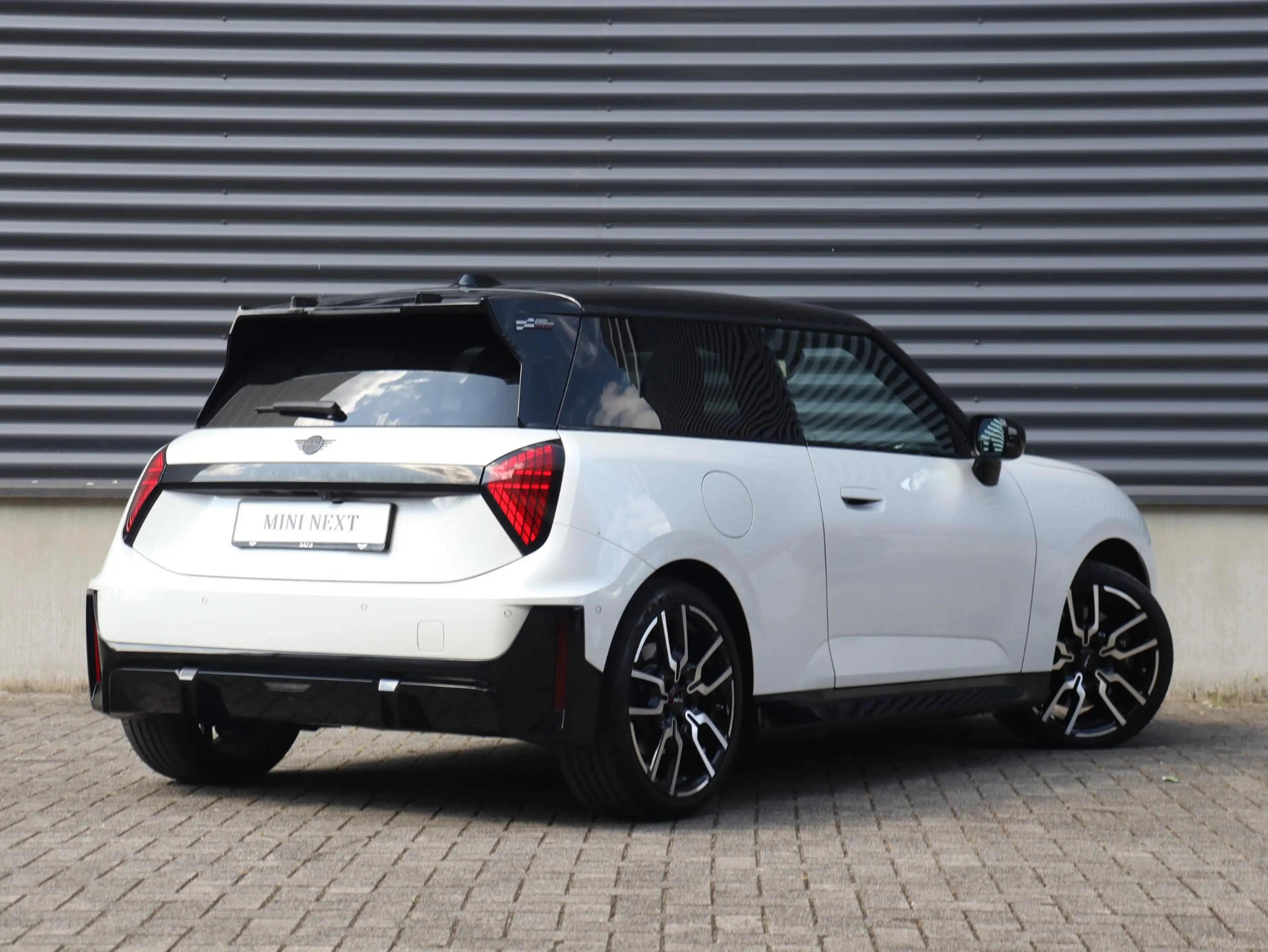 MINI Cooper E 3-Deurs | John Cooper Works + Pakket M + Panodak + — photo 3