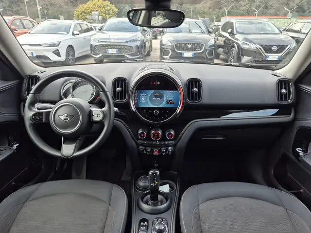Mini Cooper Cooper view 8