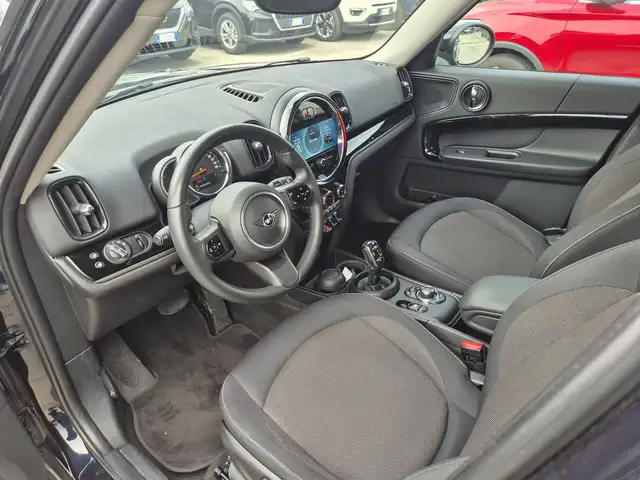 Mini Cooper Cooper view 6