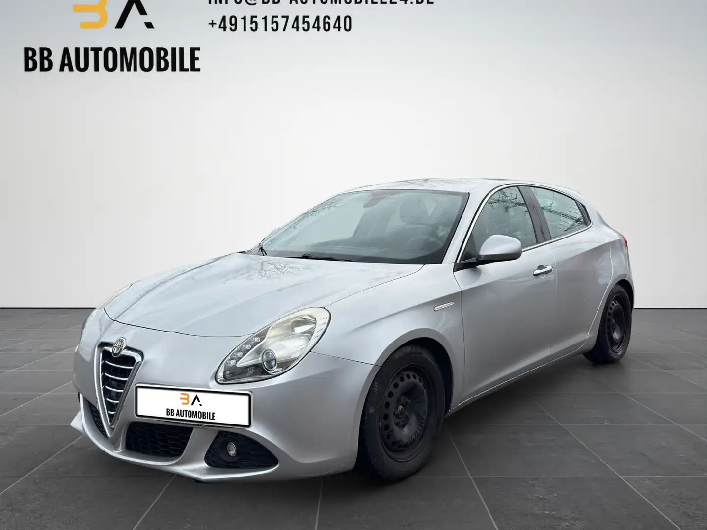 Alfa Romeo Giulietta Turismo TEMPO LED PDC SHZ KLIMA.A Silber - 1