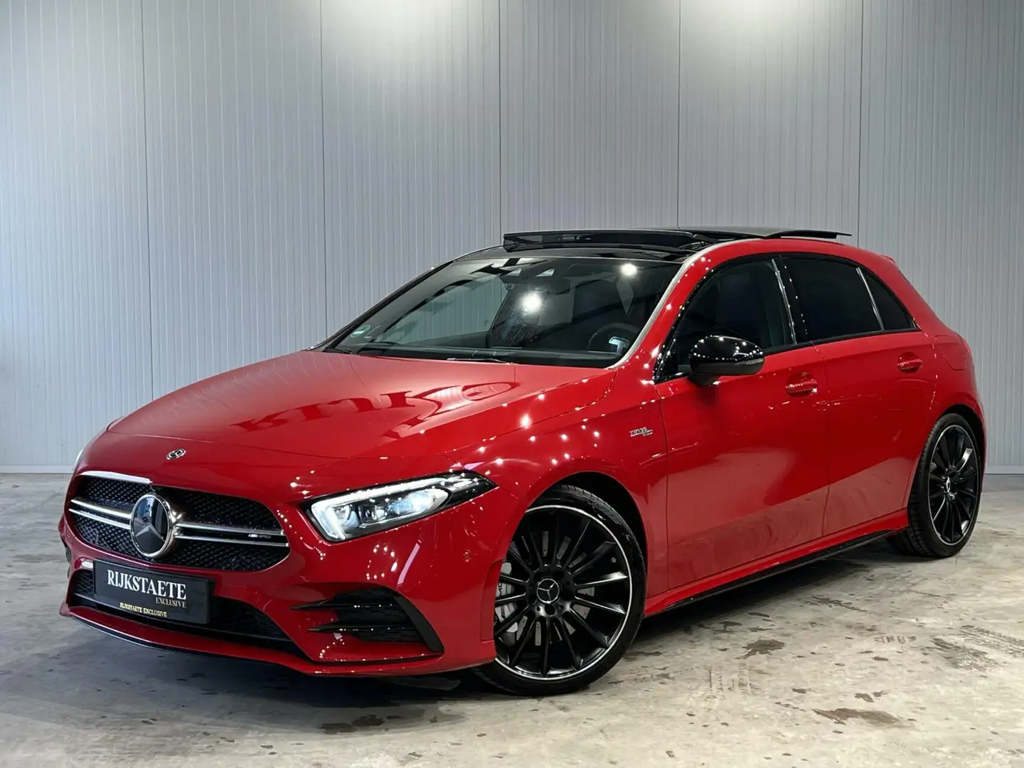 Mercedes-Benz A 35 AMG A35 4MATIC|PANO|BURMESTER|ACC|HEAD-UP Rouge - 2