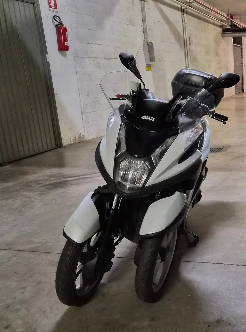 Yamaha TriCity 125 Bianco - 2