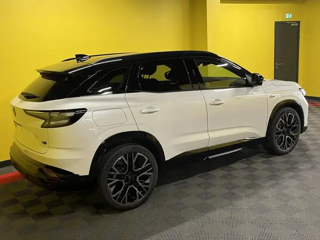 Renault Austral view 8