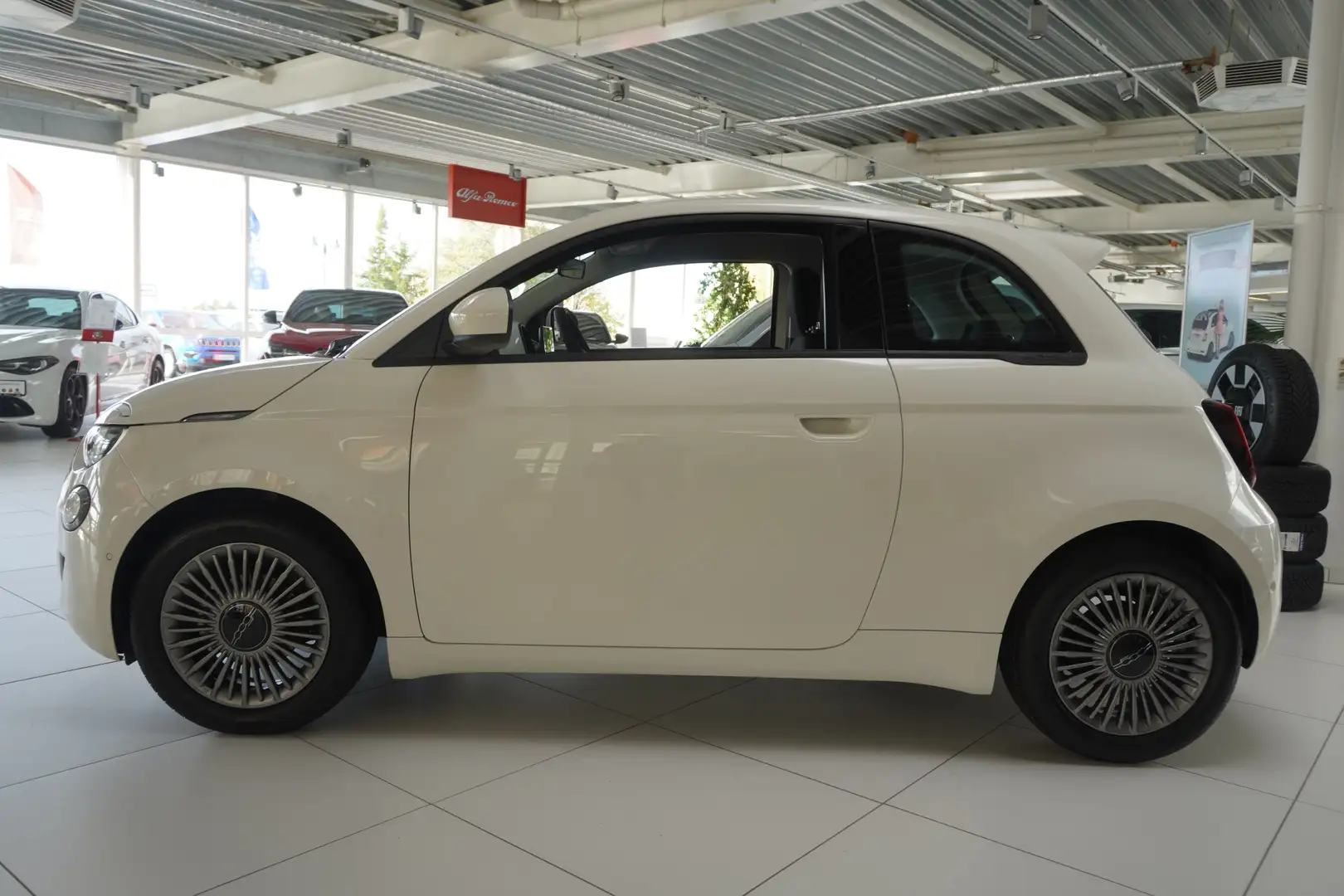 Fiat 500e 23,8 kWh CHRISTMAS EDITION - ab 149€! Weiß - 2
