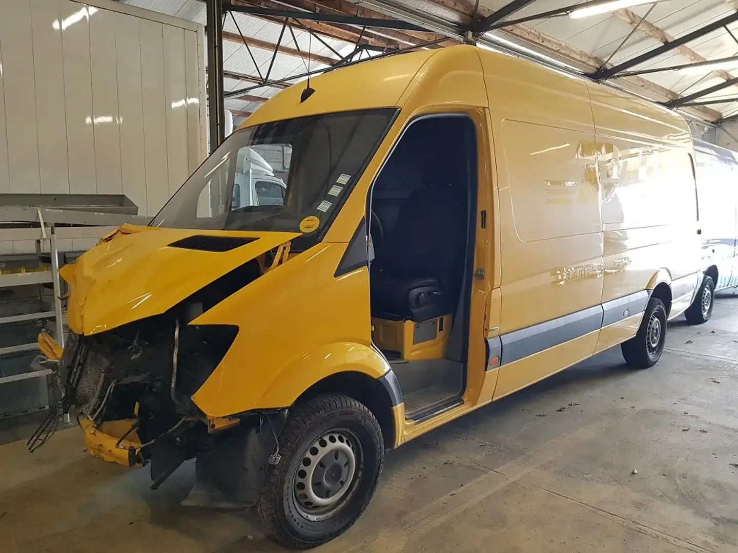Mercedes-Benz Sprinter 310 CDI L3 H2, Bj 2013, Schade Amarillo - 1