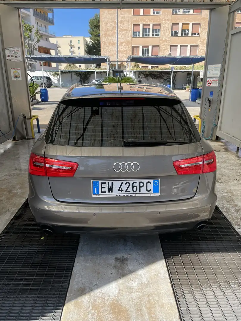 Audi A6 Avant 2.0 TDI Ultra DPF S tronic - 2