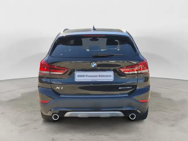 BMW X1 view 3