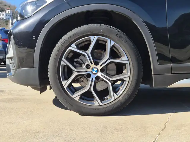 BMW X1 view 13