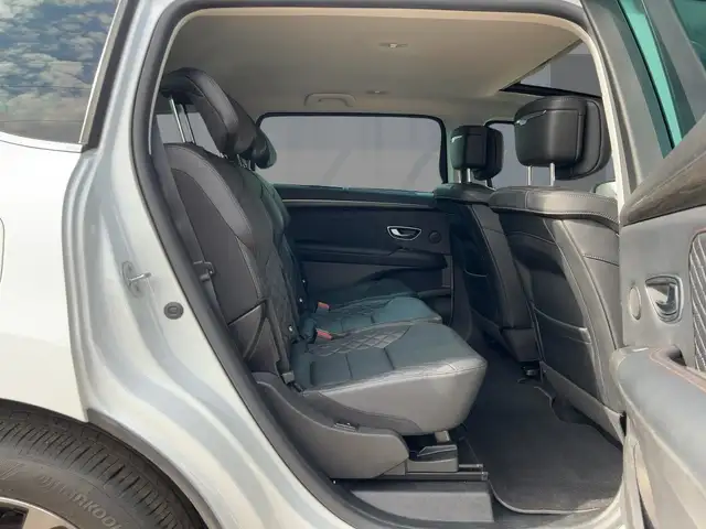 Renault Espace view 9