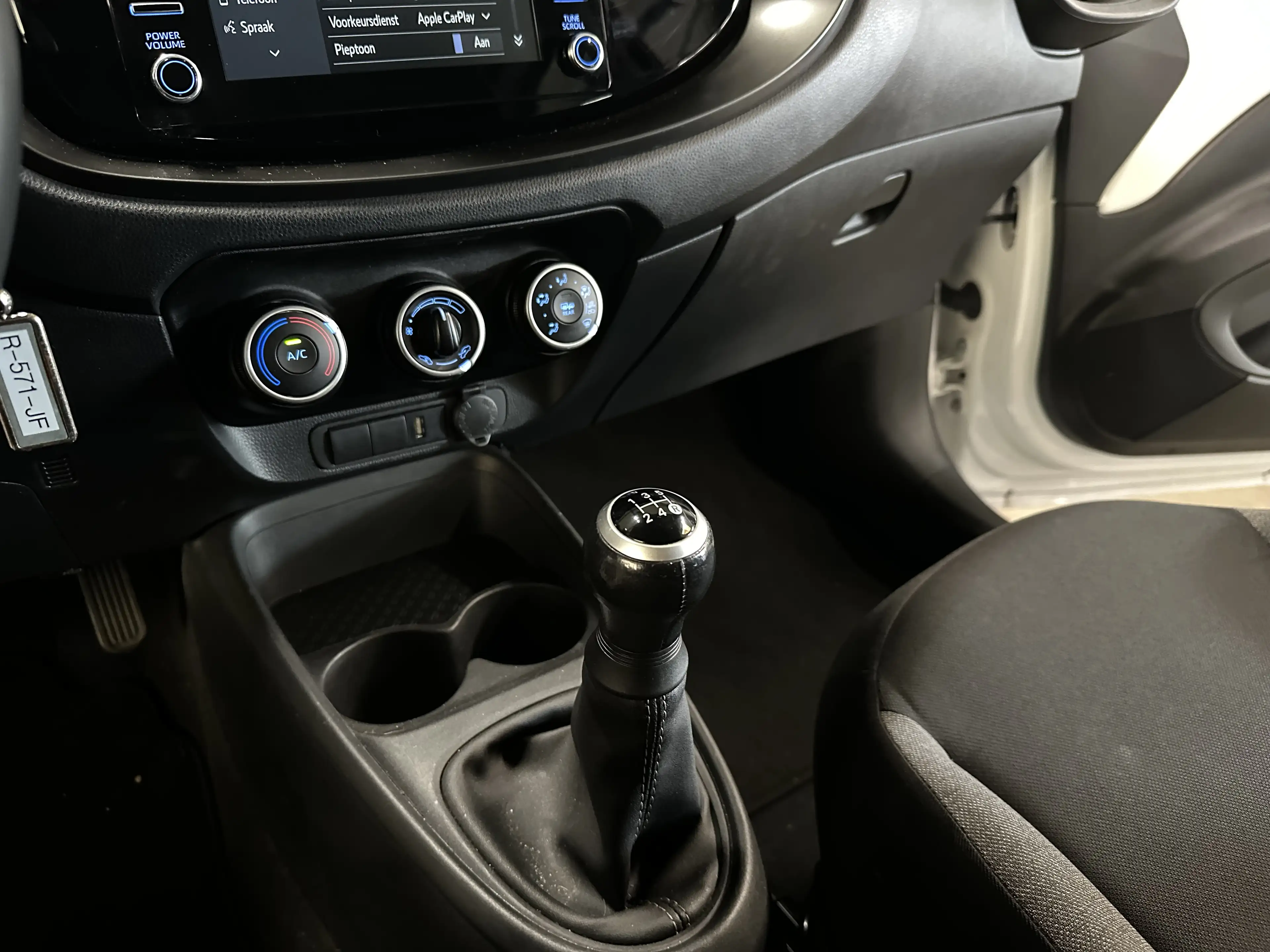 Toyota Aygo X 1.0 VVT-i | MT Play 5-Drs | Airco | Carplay | Came — photo 14