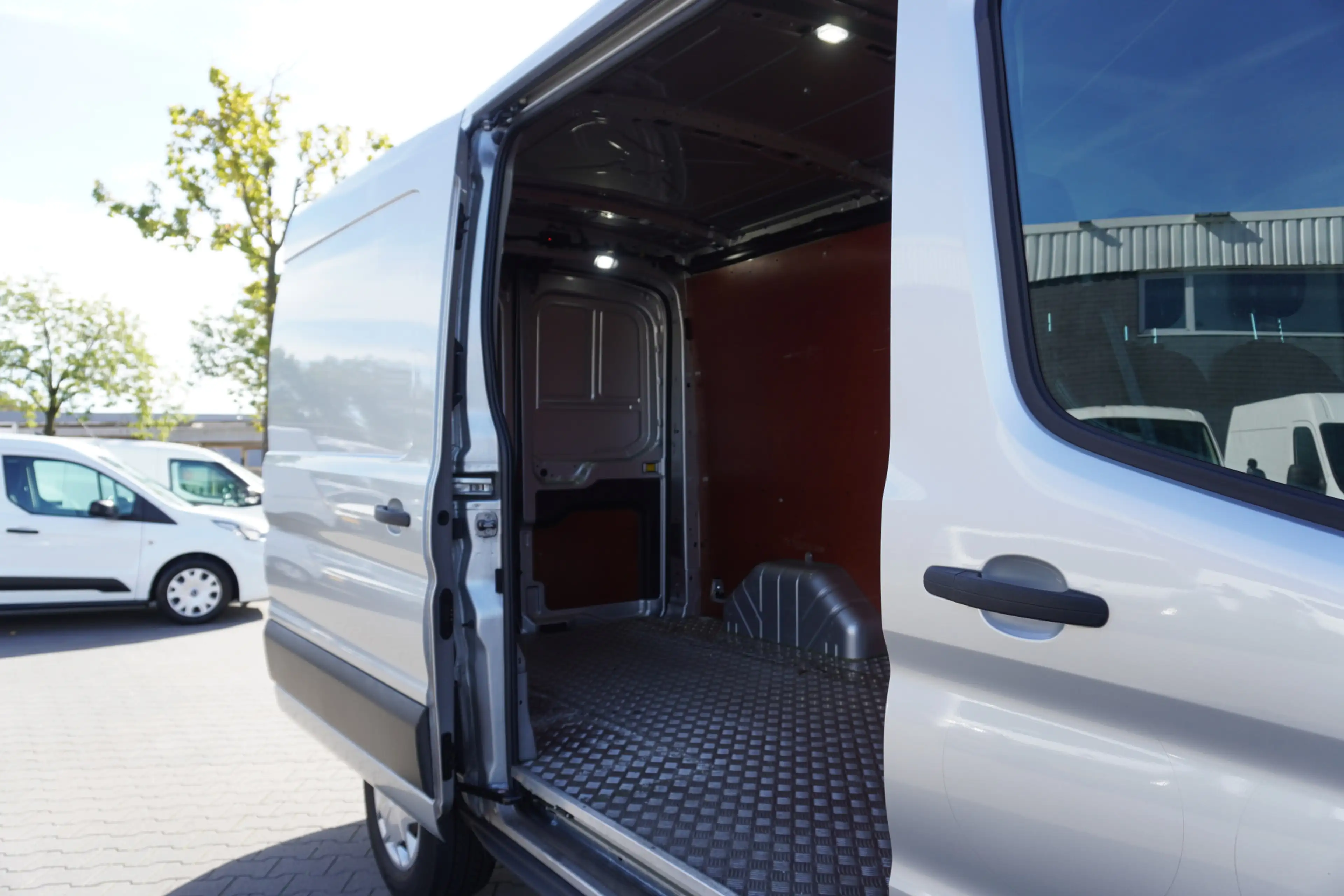 Ford Transit 2.0 TDCI 130PK L2H2 MHEV EURO 6 - Airco - Navi - C — photo 9