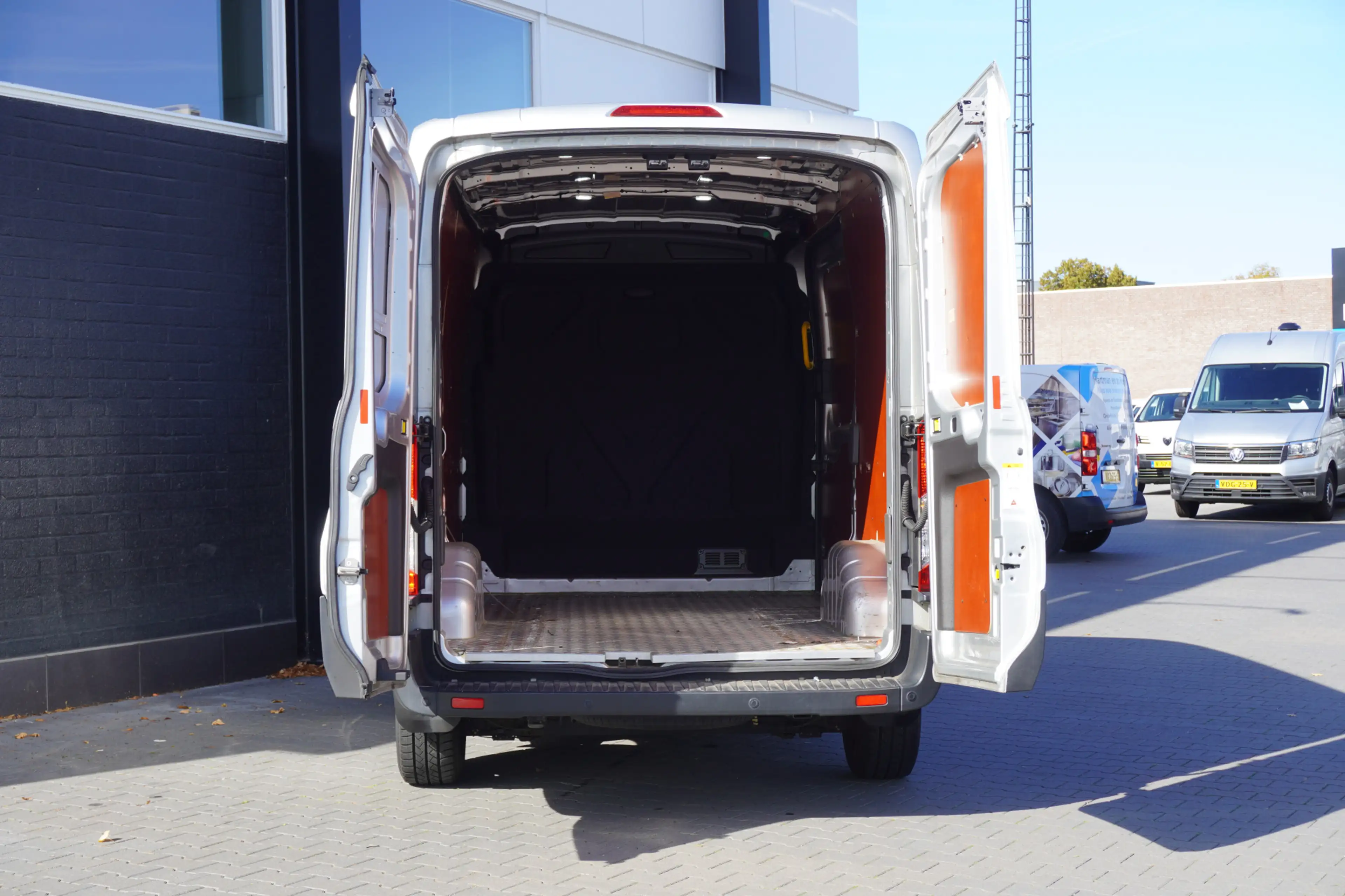 Ford Transit 2.0 TDCI 130PK L2H2 MHEV EURO 6 - Airco - Navi - C — photo 8